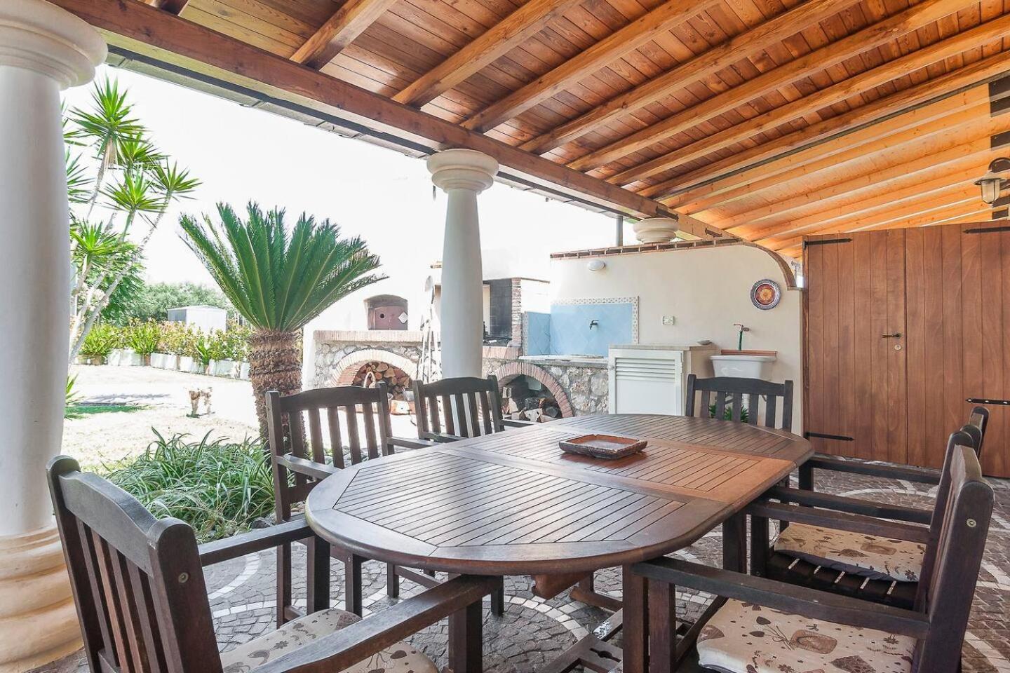 Villa LA CESA & Villino LA CASETTA Holiday Houses CON JACUZZI