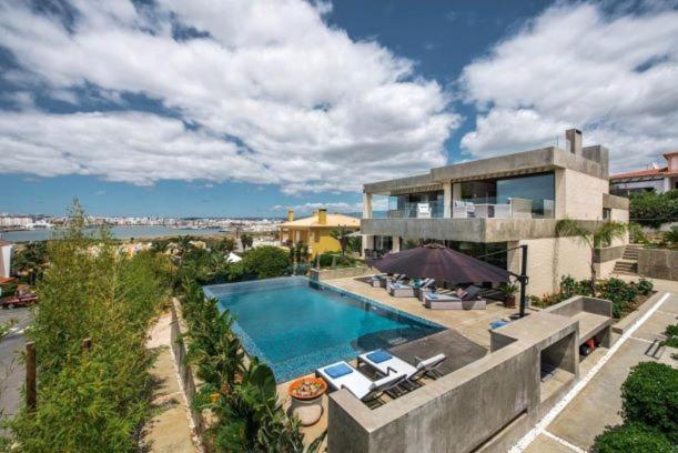 Hotel VILLA BEAU - Image 1