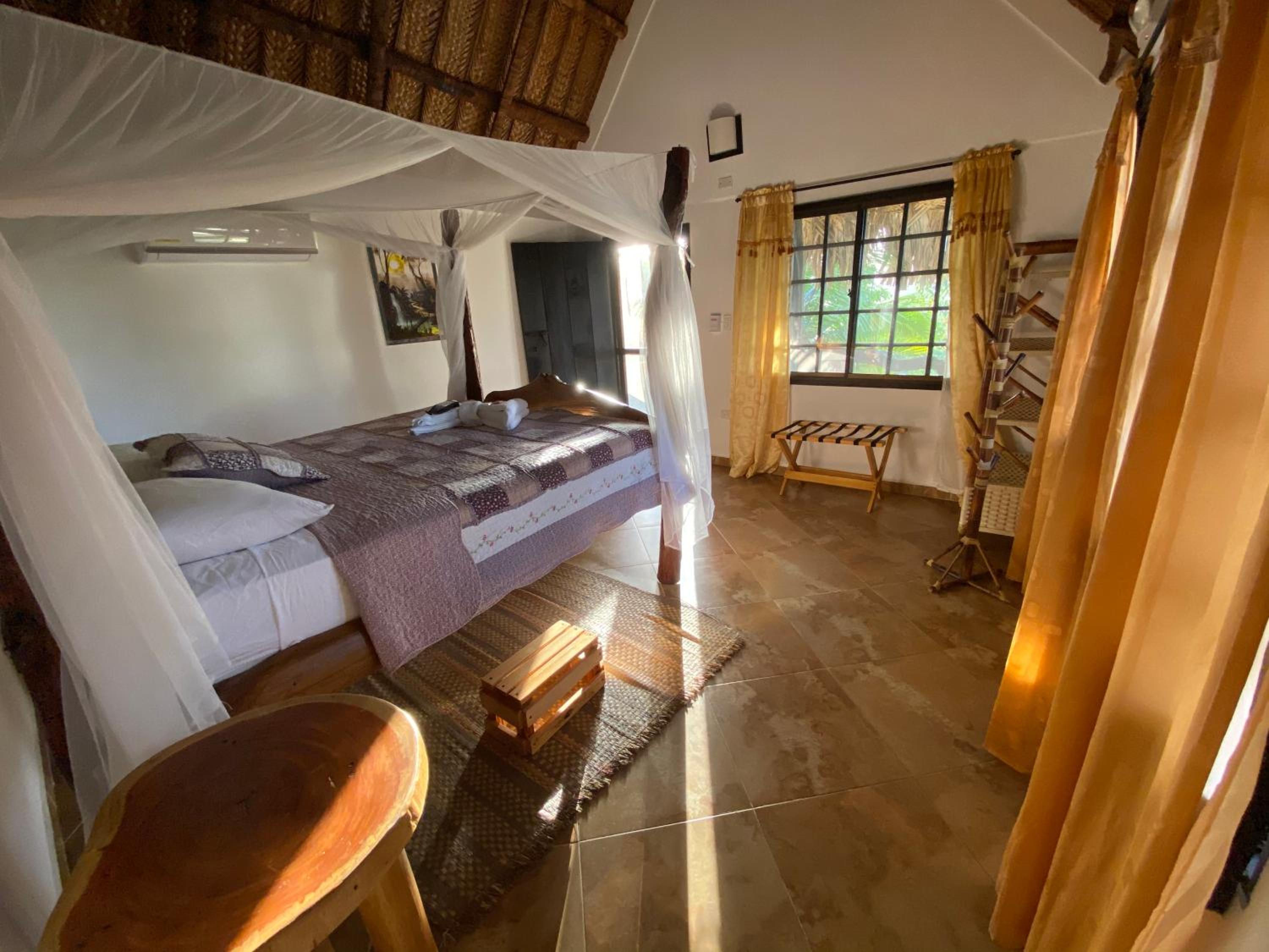 Quetzal Dorado Eco-Lodge by Mareygua