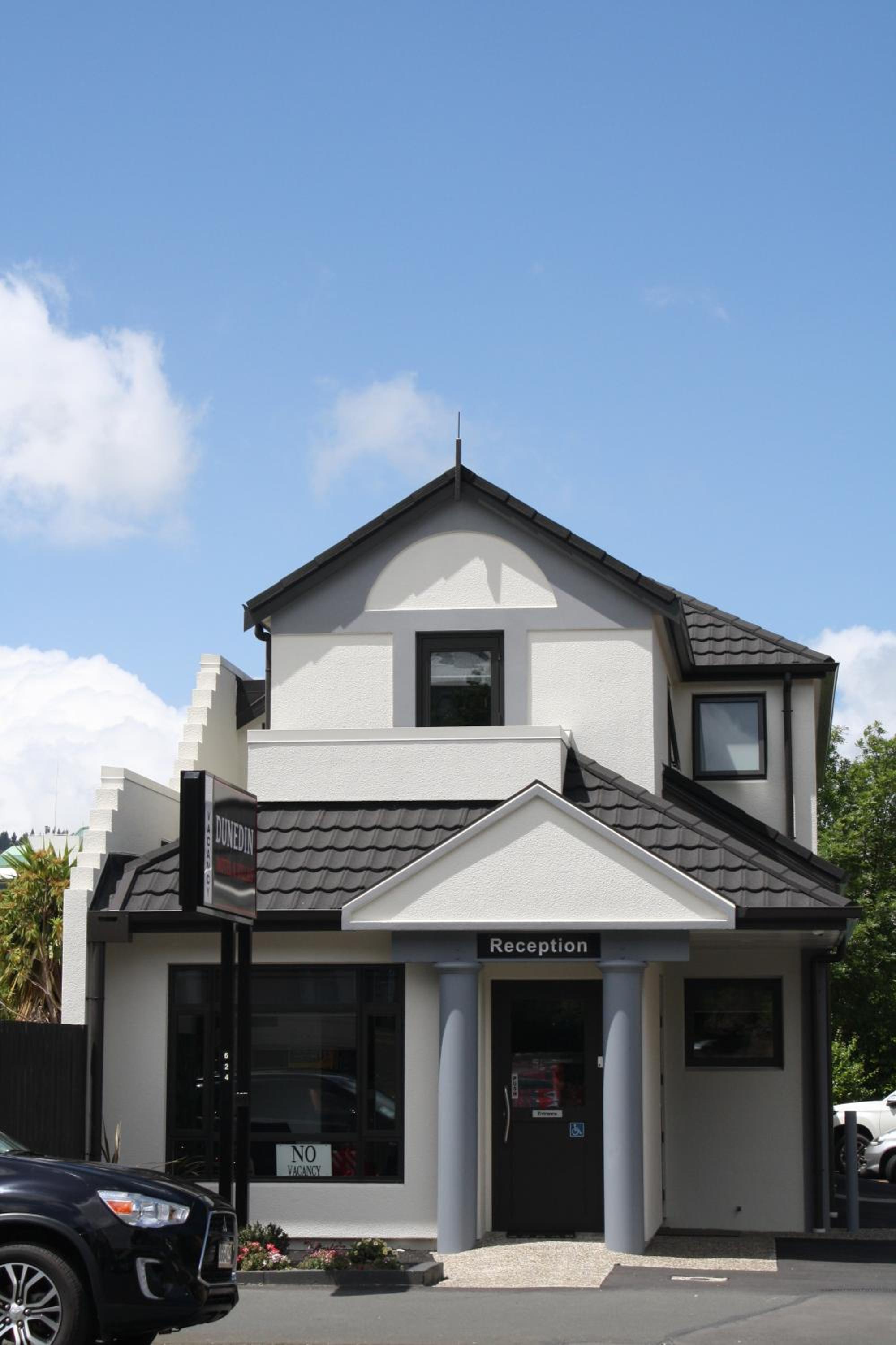 Dunedin Motel and Villas view 4