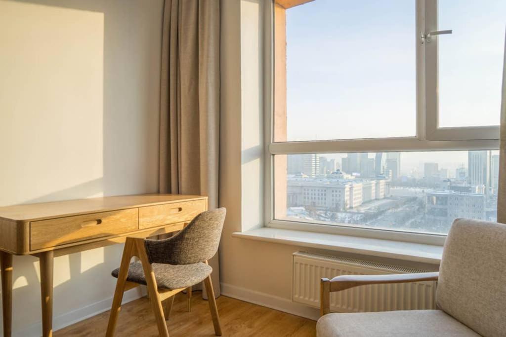 Modern apt with views 3 minutes from Sukhbaatar Sq view 4