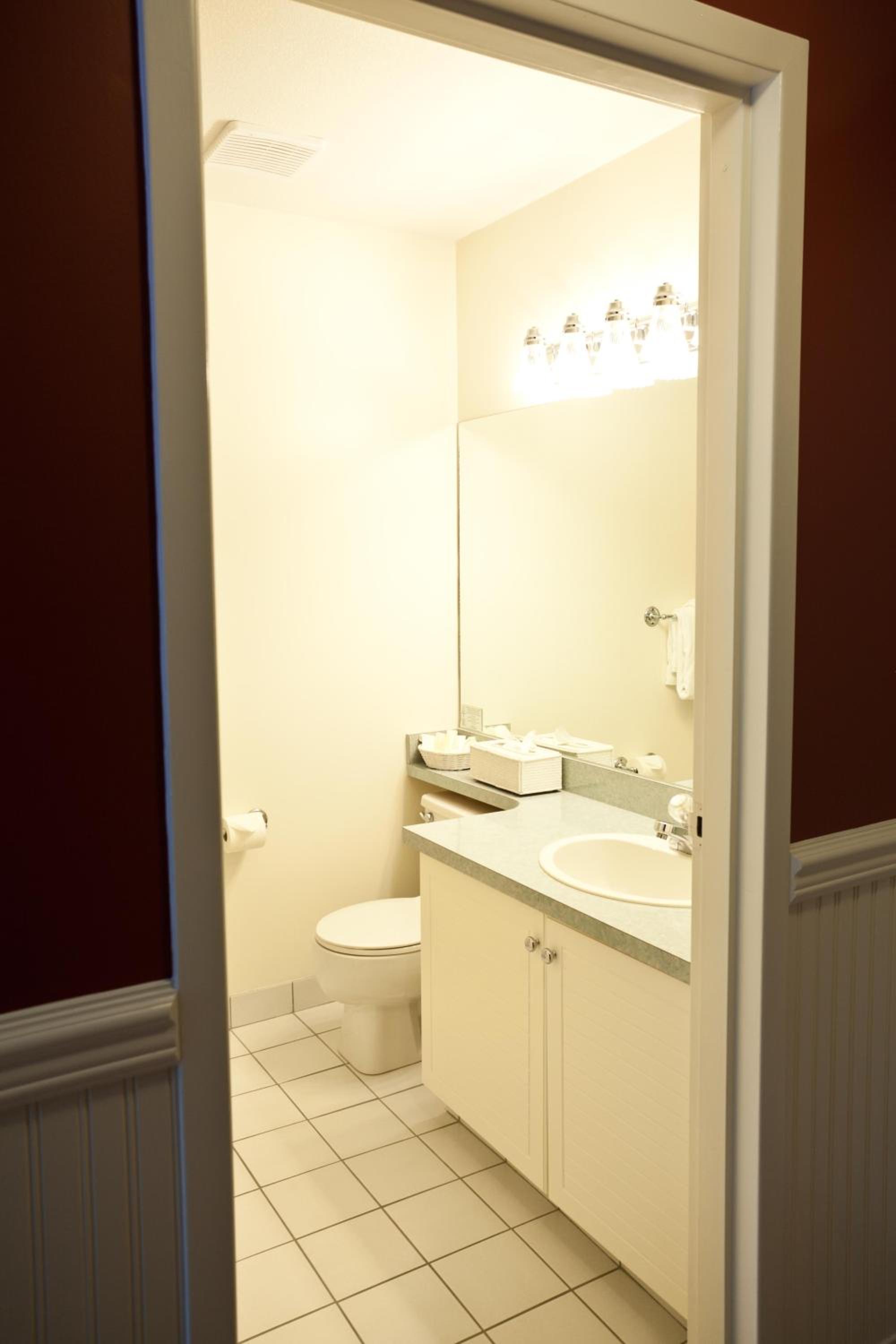 Kamloops Vacations - South Thompson Inn  Conference Centre - Property Image 5