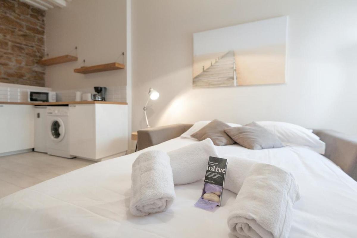 GuestReady - Charming Studio for 2 near the Metro view 5