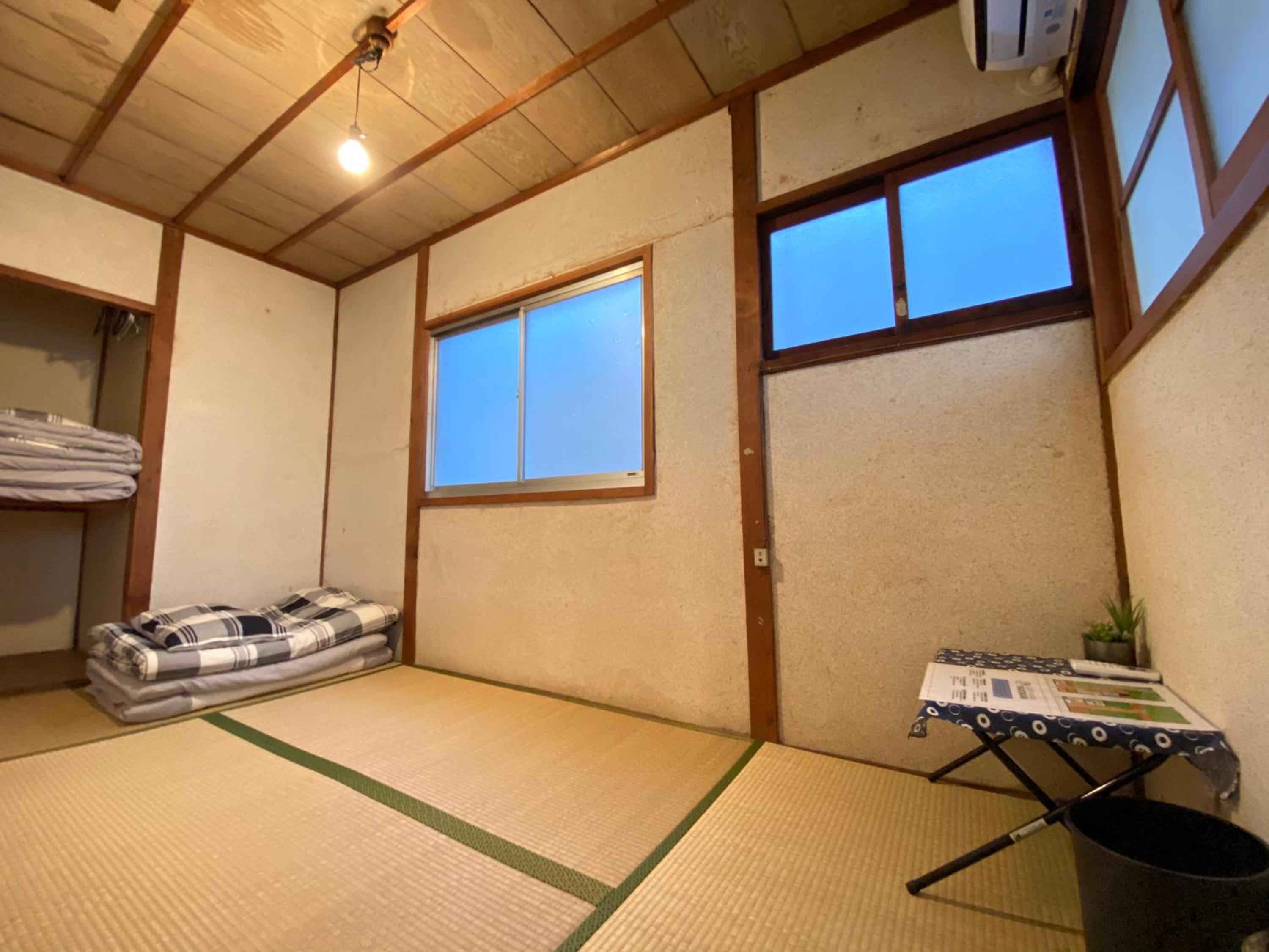 Yadokari House