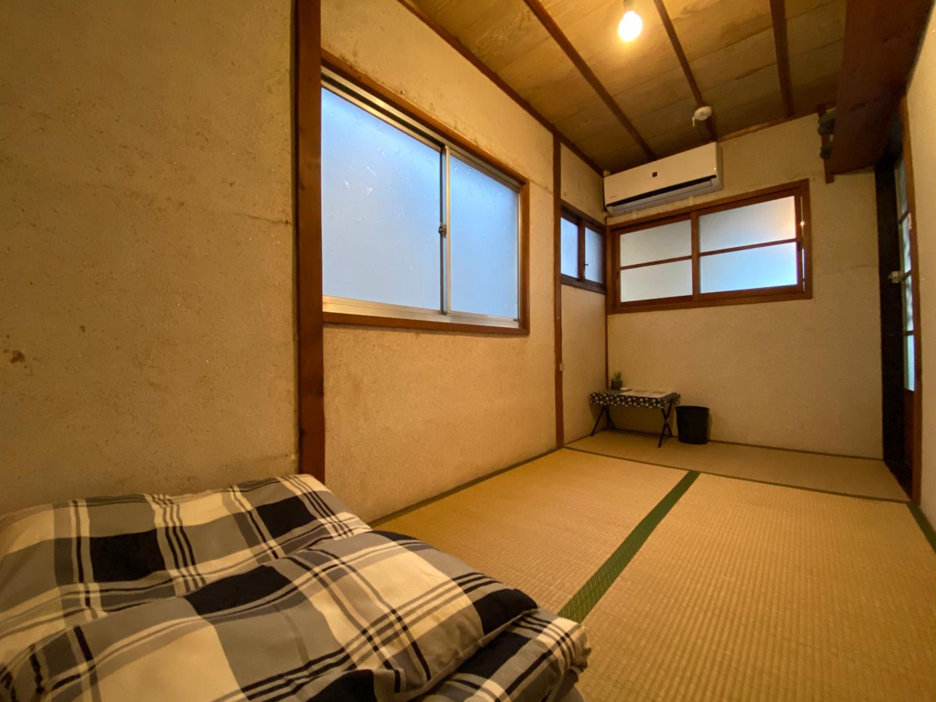 Yadokari House