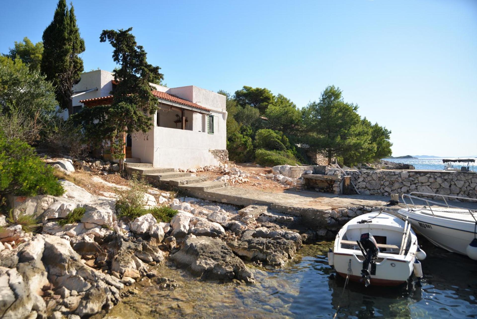 Kornati Robinzon House view 3