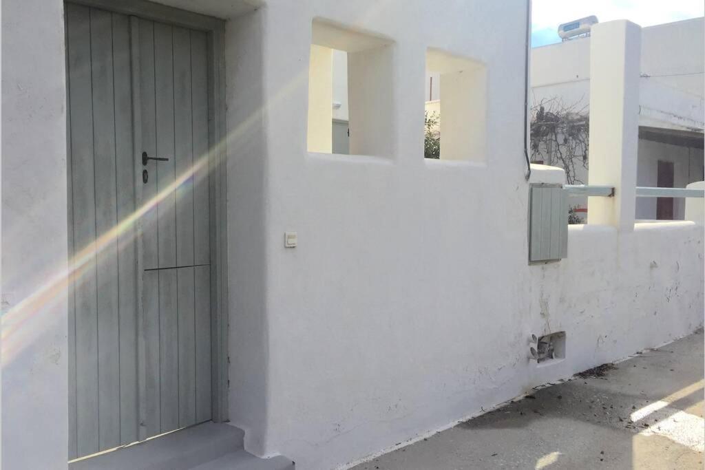 EMELIAS HOUSE SEA SIDE view 5