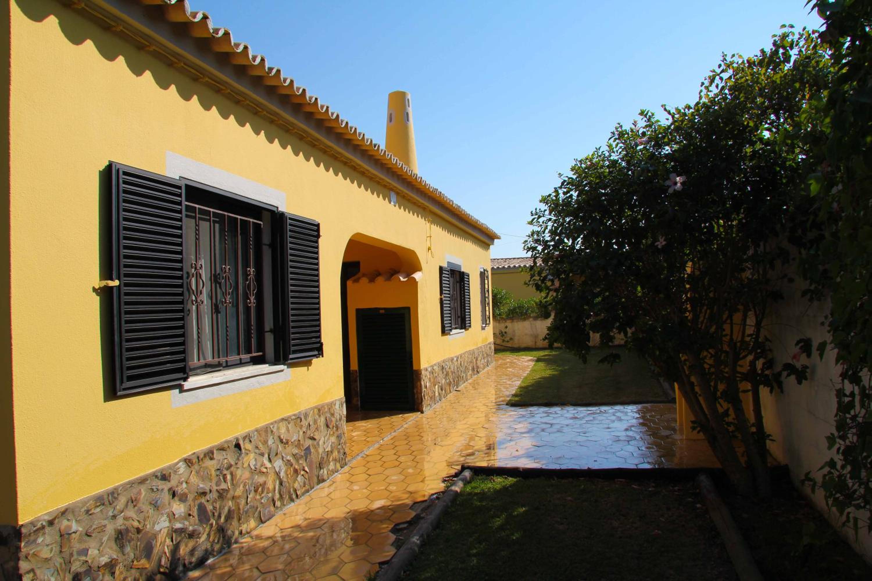 Quinta Vita - Vila Pera view 2