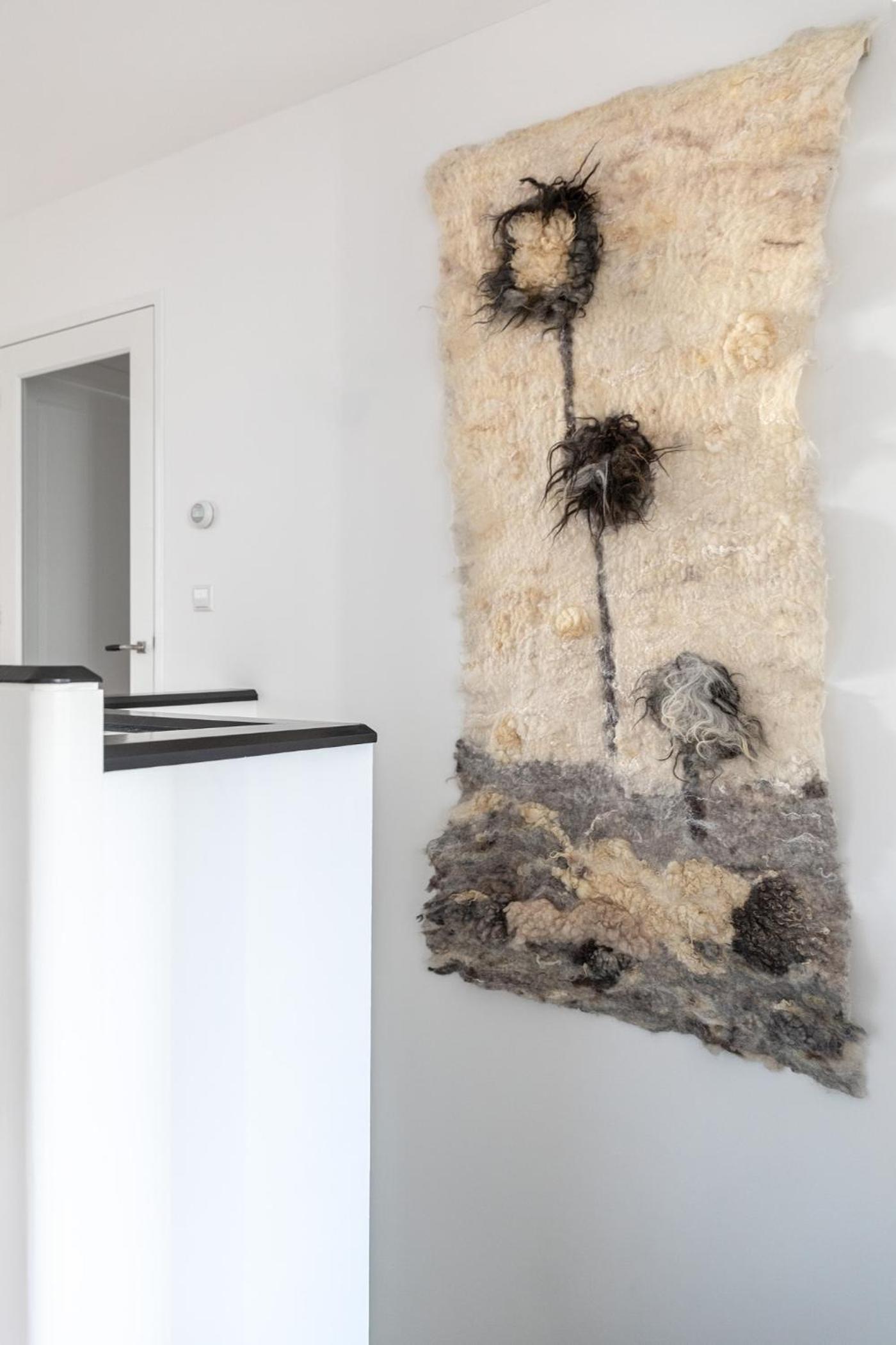 Gorgeous And Stylish Place For Two In Hip West!