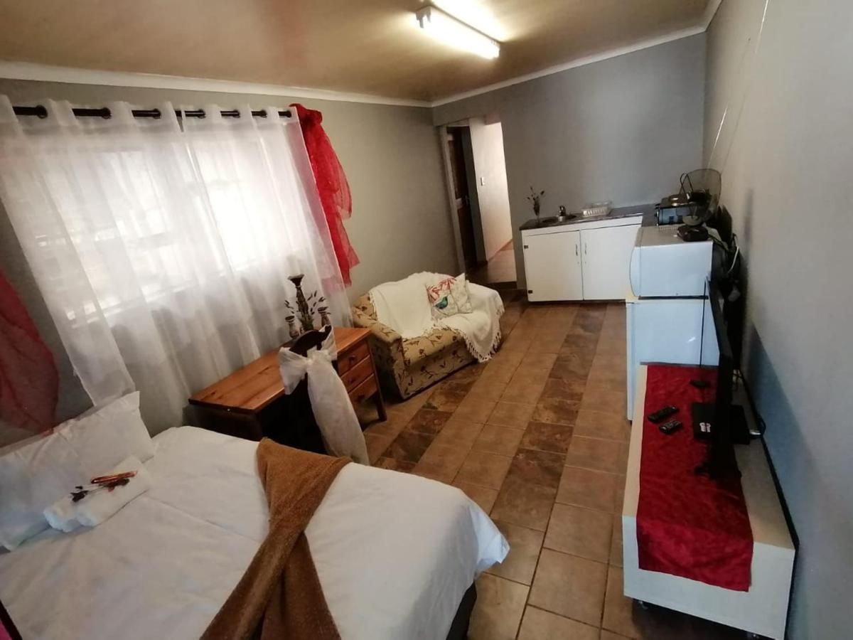 Photo 44