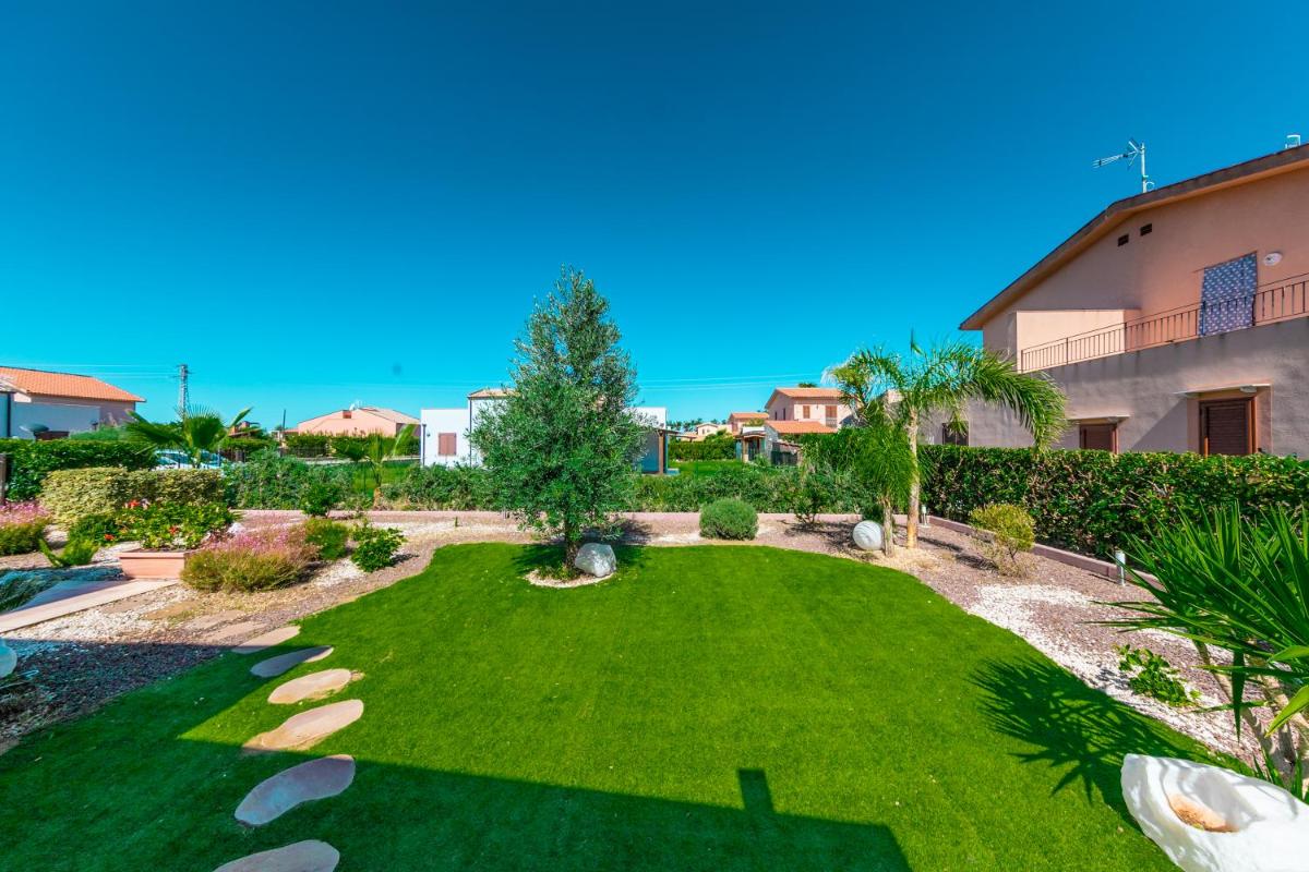 Luxury Villas view 5