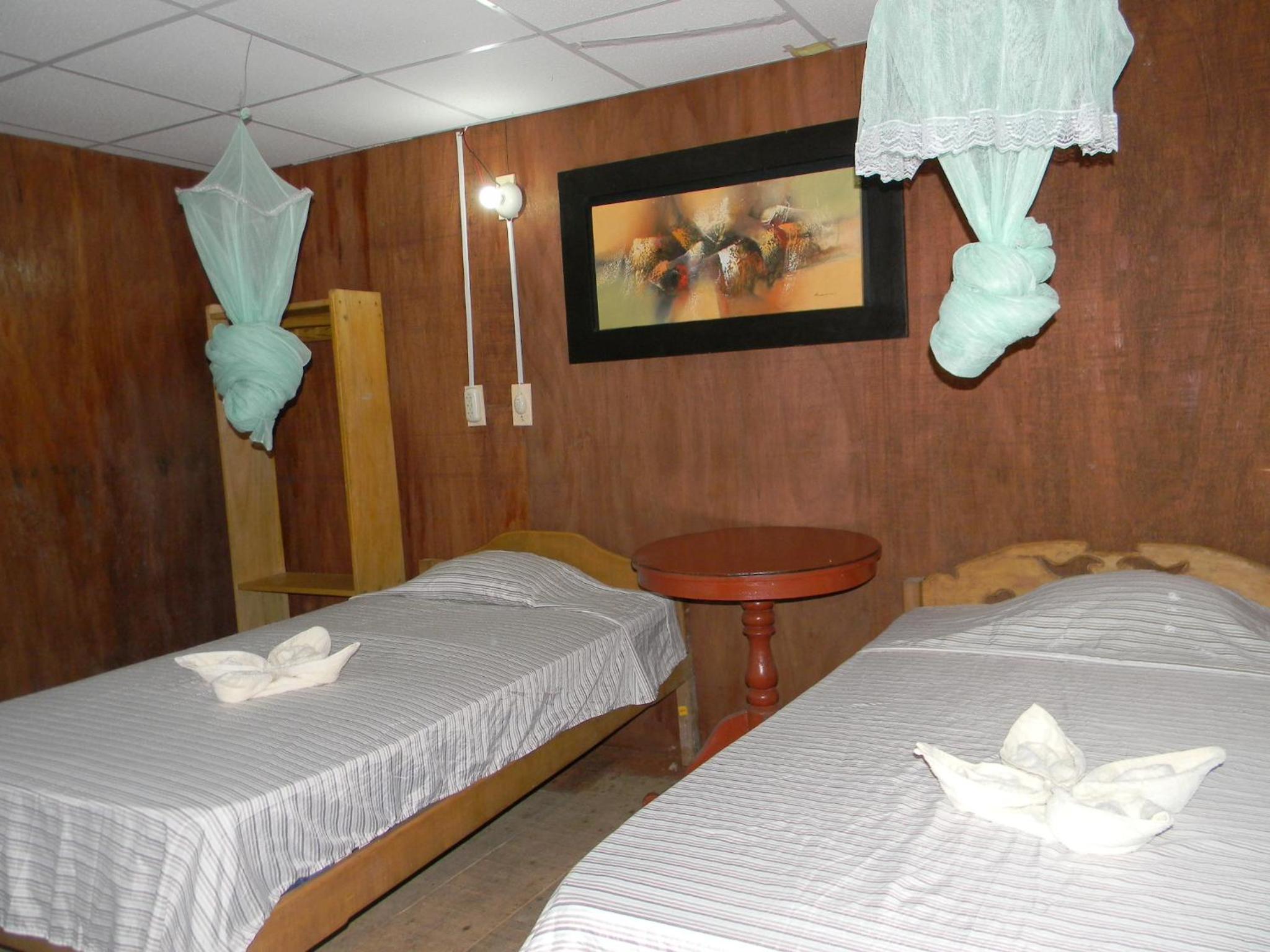 Jacamar Lodge Expeditions