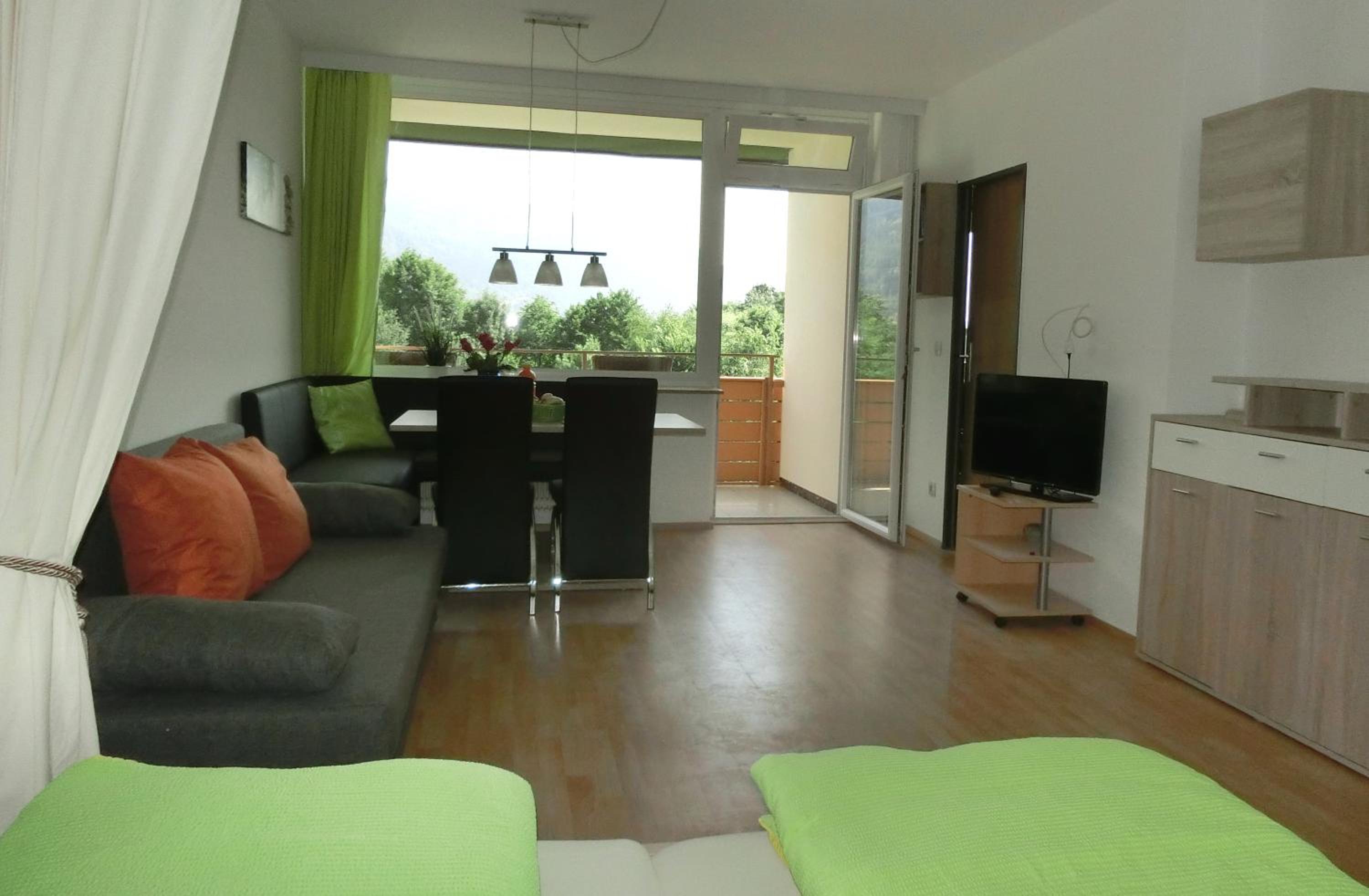 RUTH Haus KMB Seeblickappartement am Ossiacher See, Hallenbad, Skiarena Gerlitzen