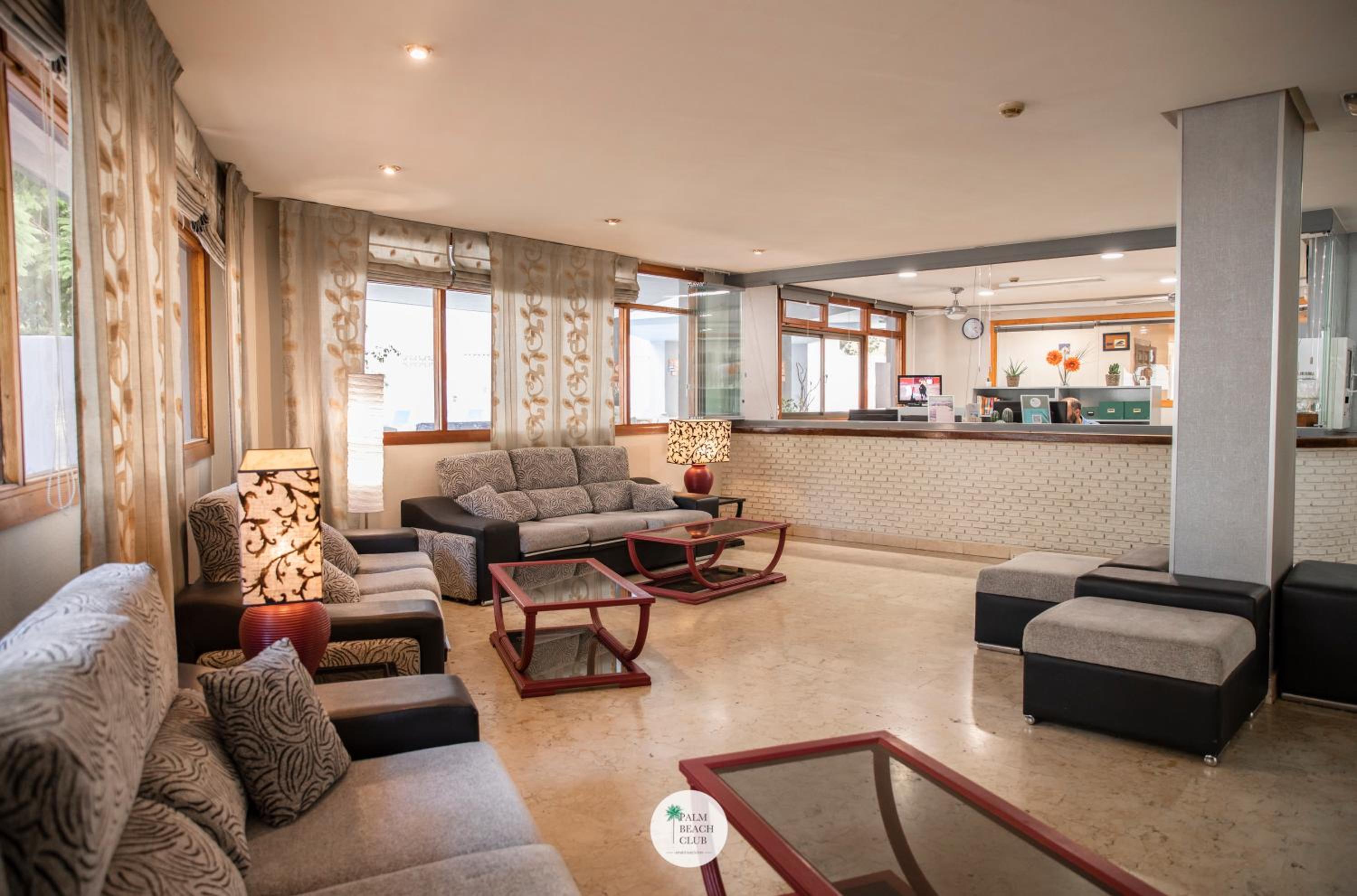 Palm Beach Club Apartamentos Carihuela view 3