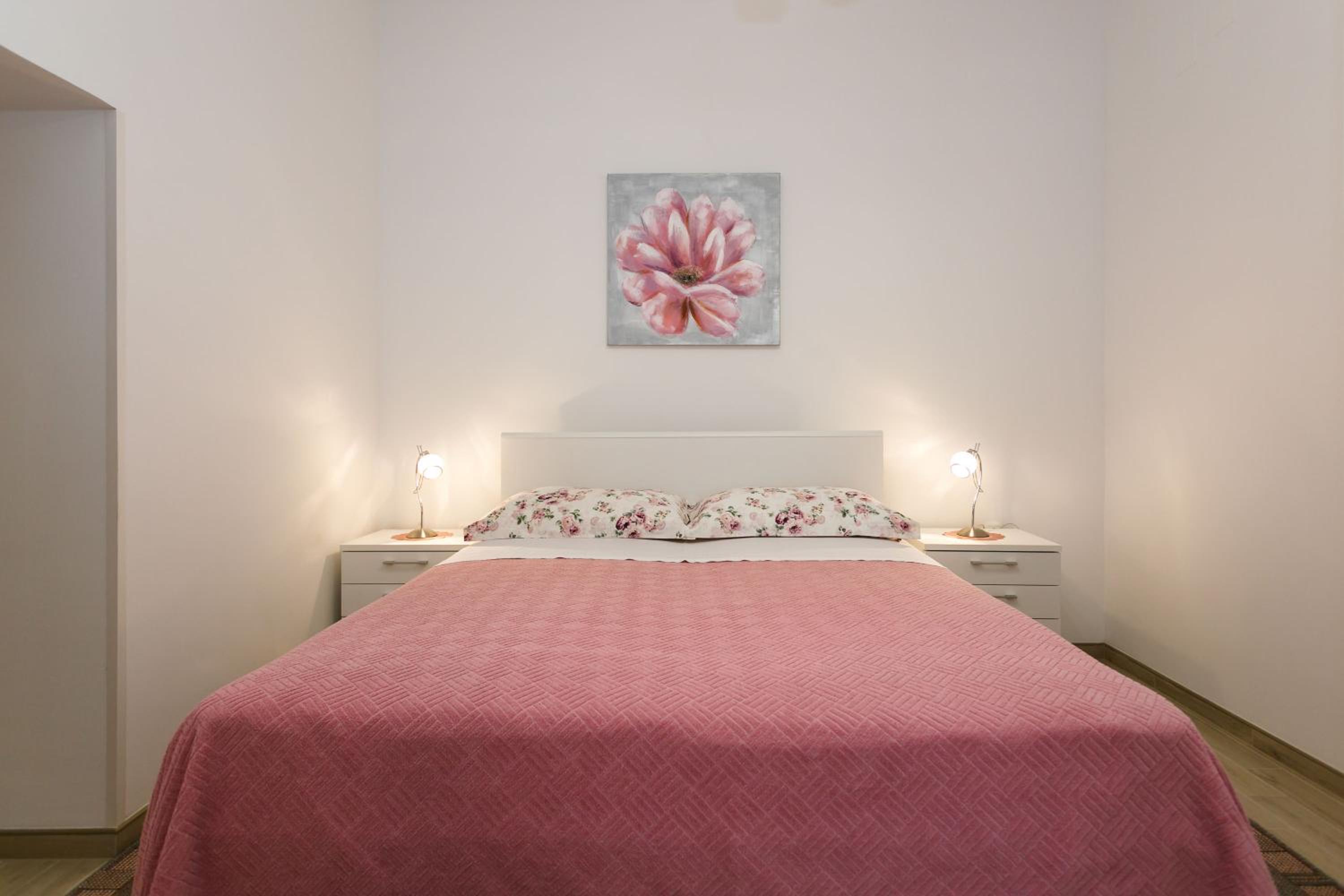 Apartments Judita near the sea view 4