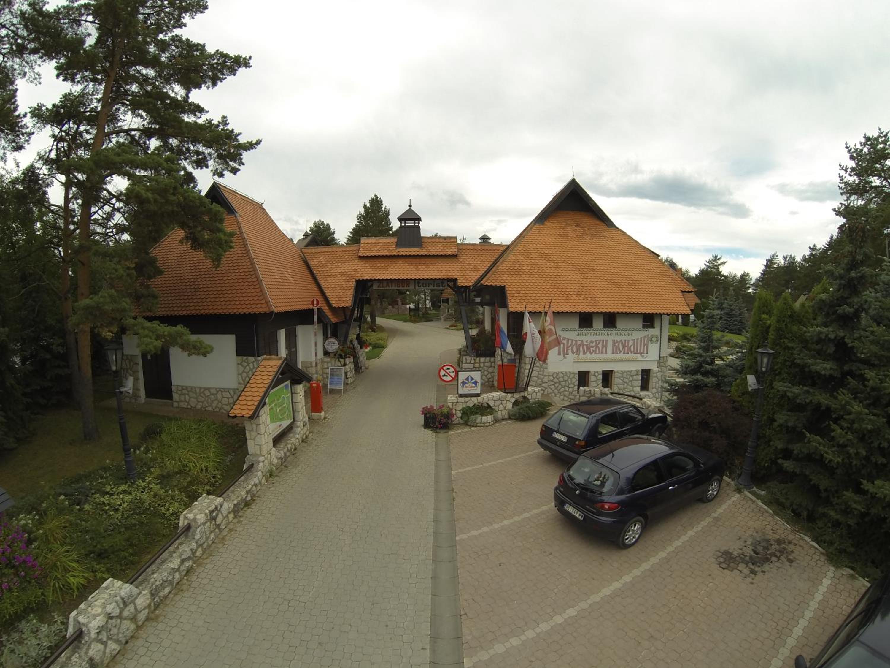 Photo 12