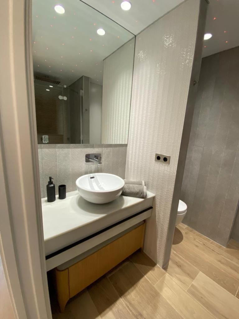 Luxurious flat with magical sea view photo 3