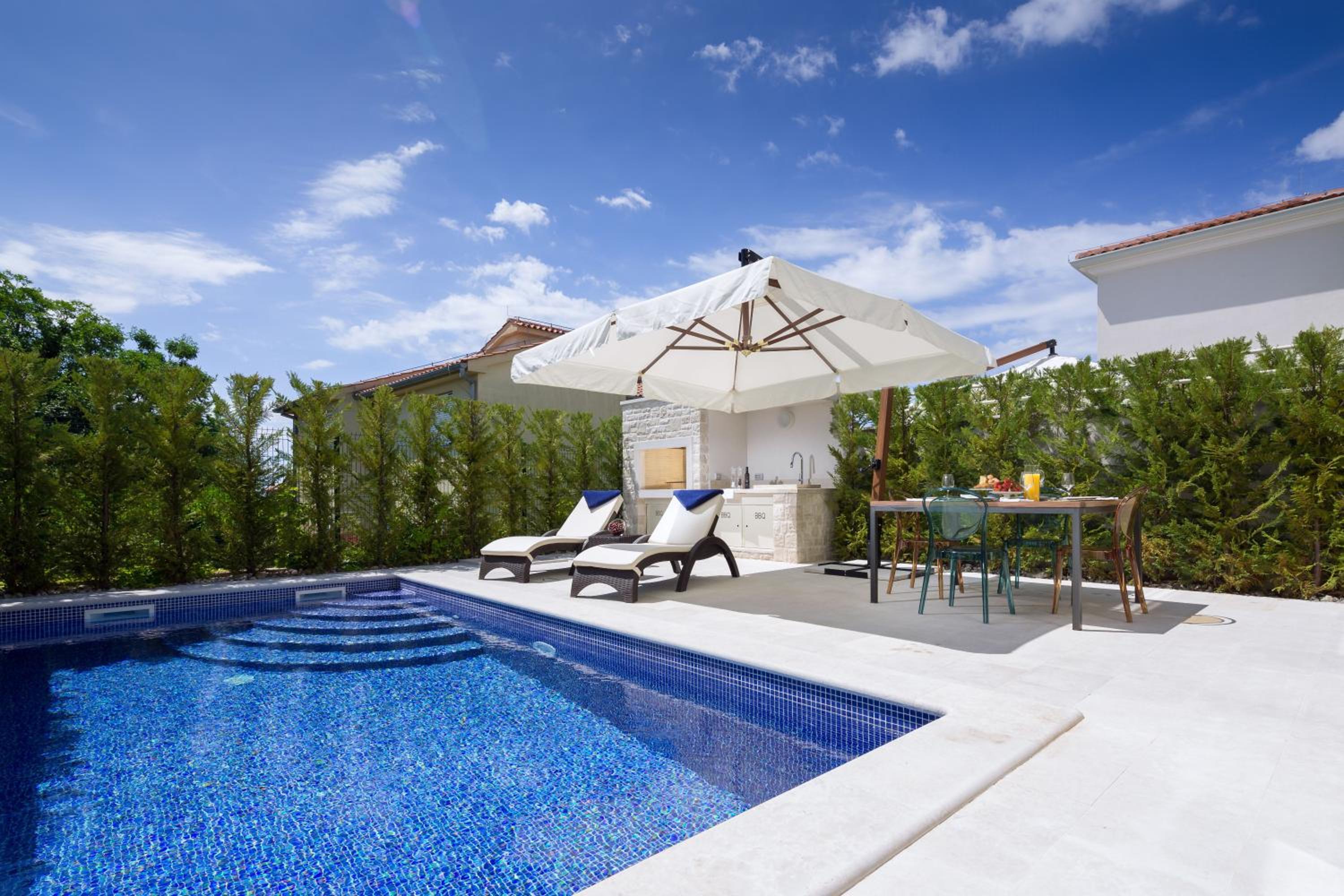 Villa Gioia by HMZ Villas view 3