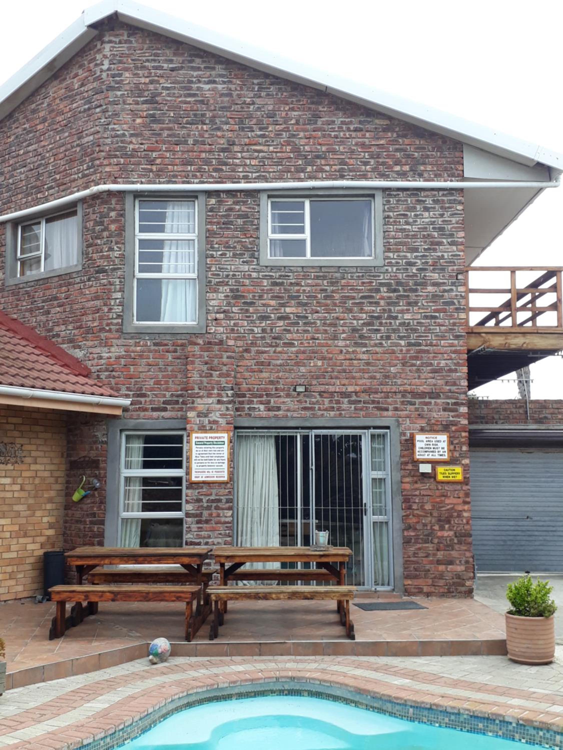 Port Elizabeth Vacations - Blue Tides - Property Image 1