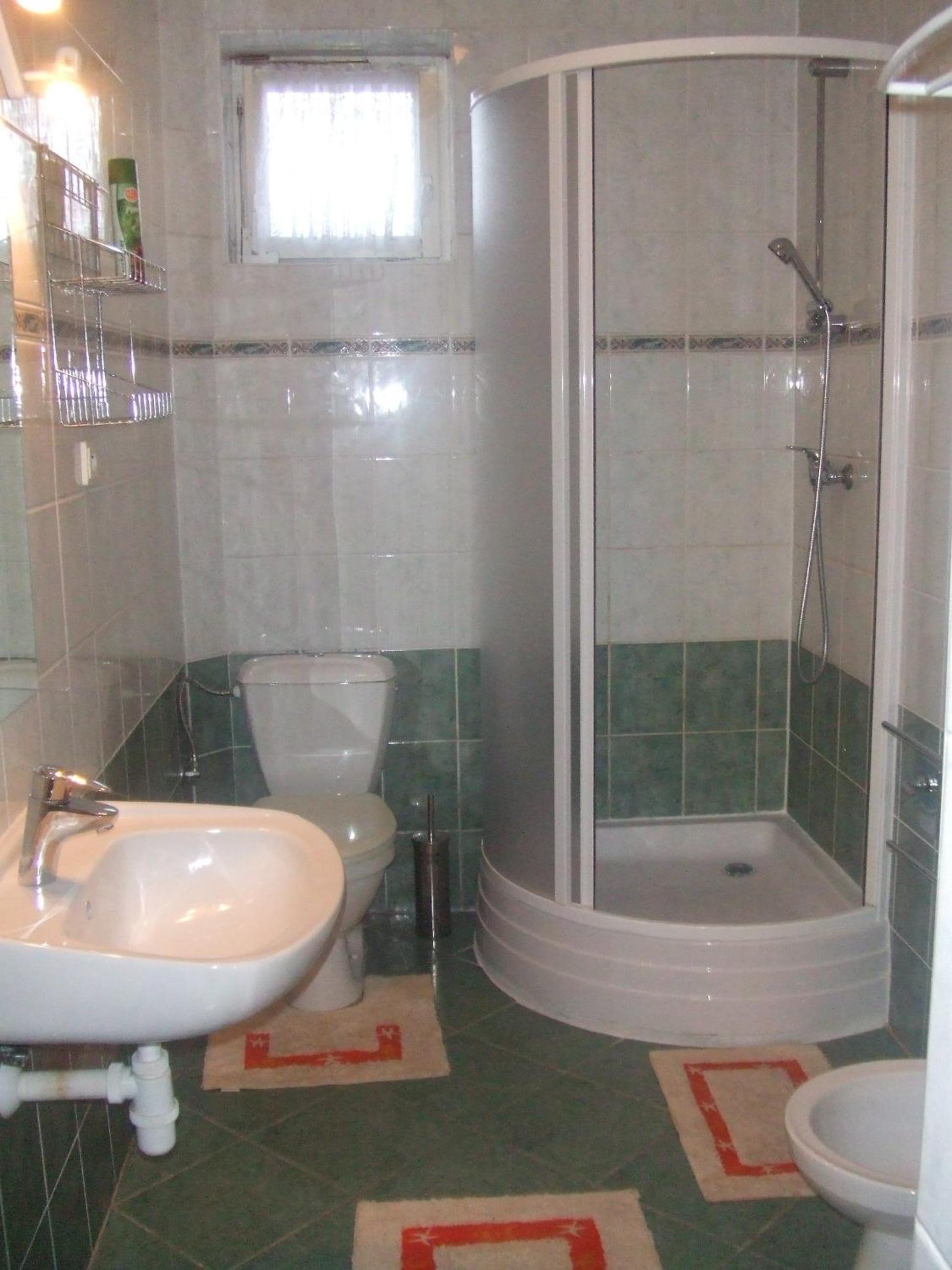Photo 48