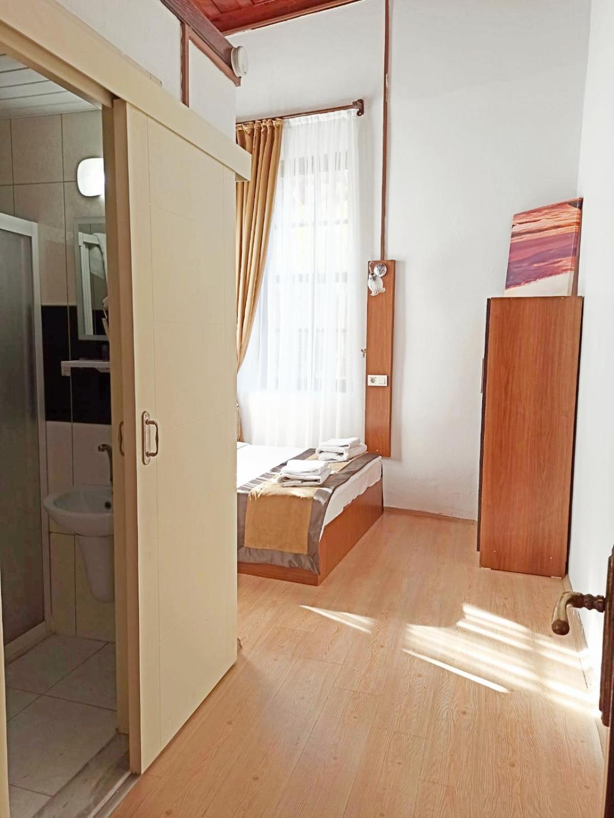 Konak Otel Kaleiçi - Image 8