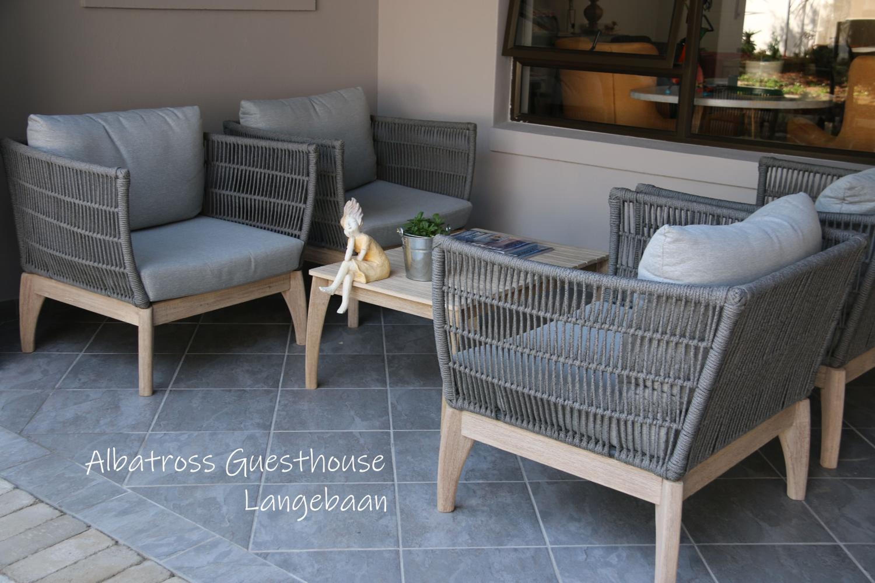 Albatross Guesthouse