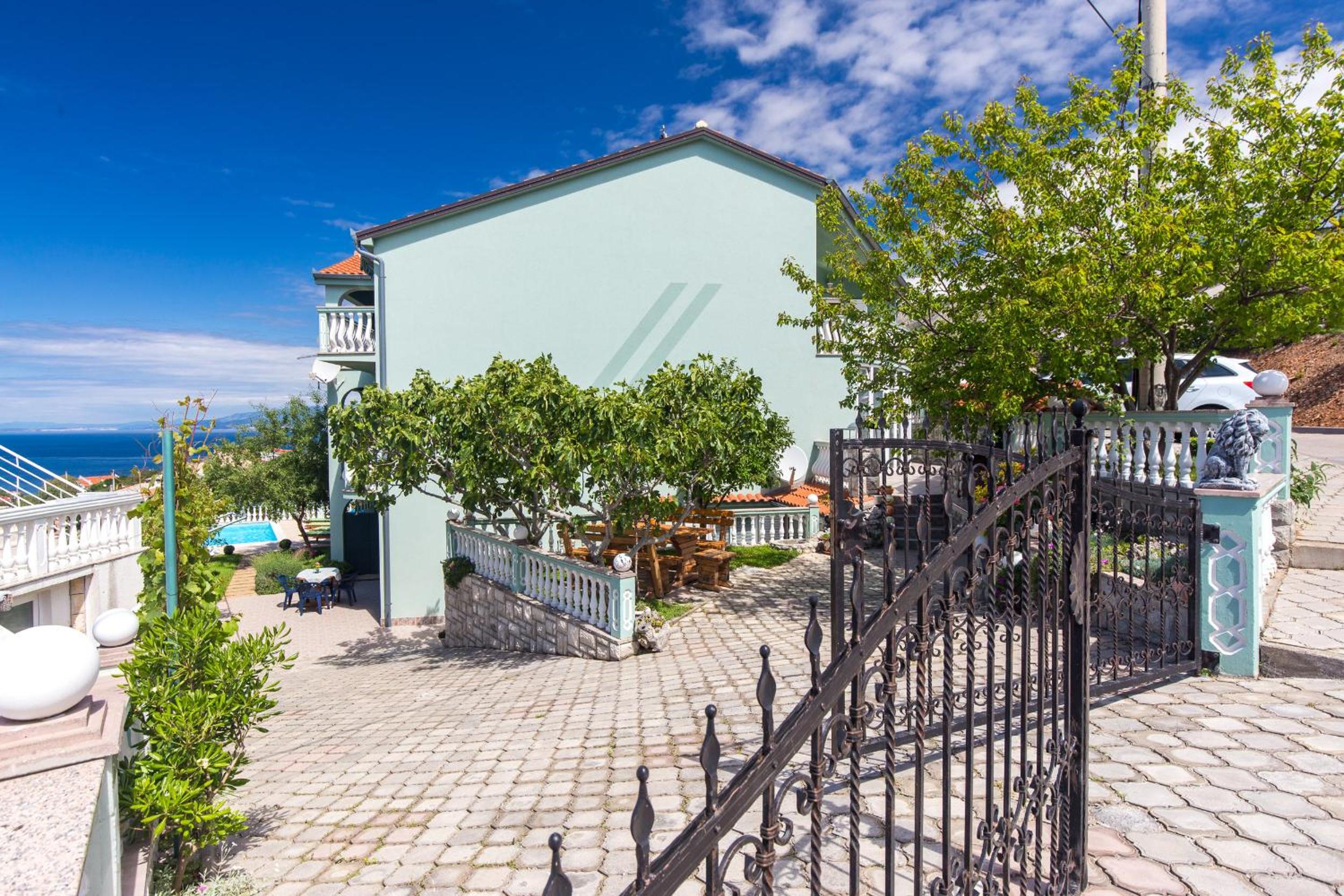 Holiday Home Larma view 4