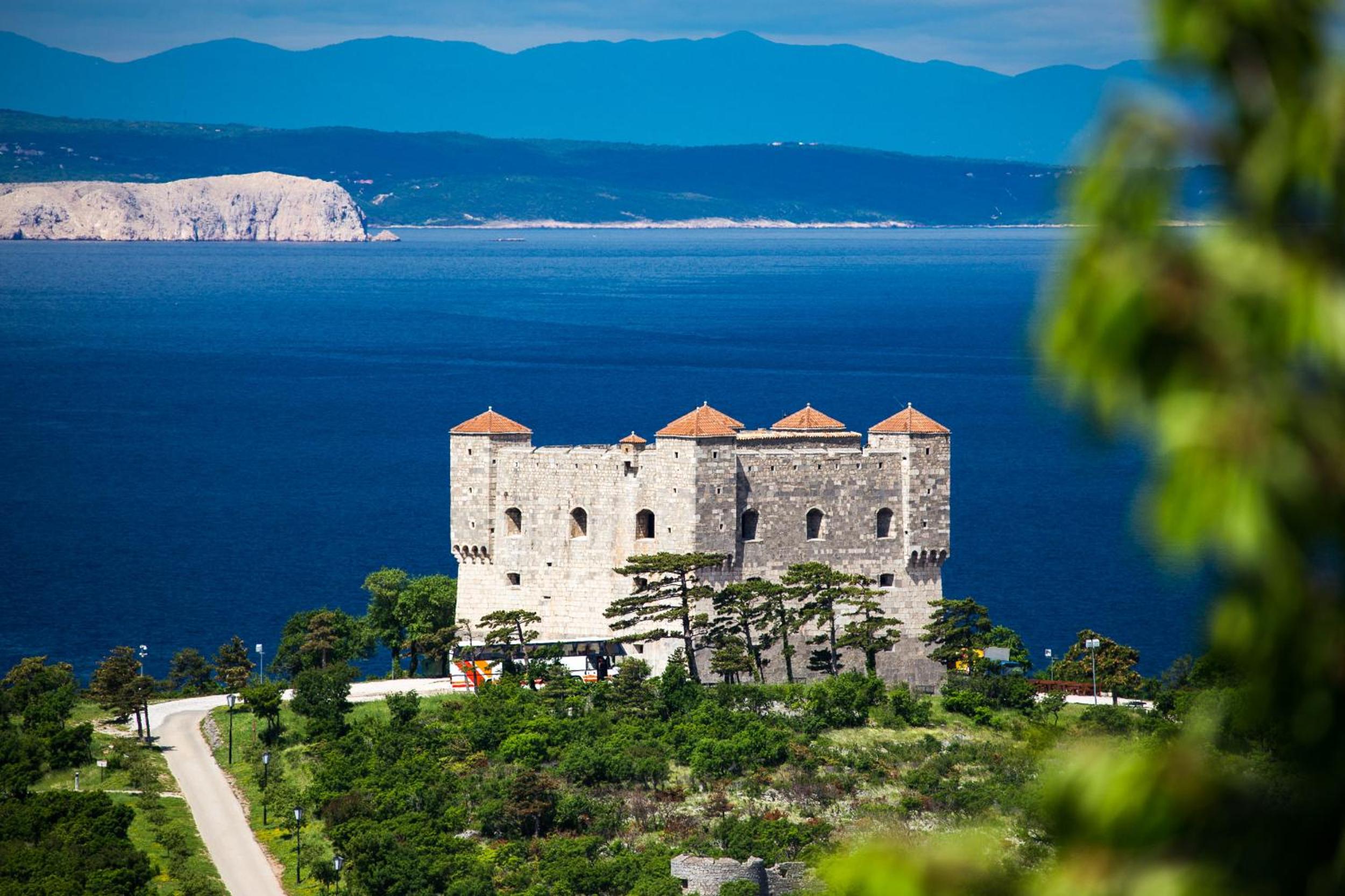 Holiday Home Larma view 3