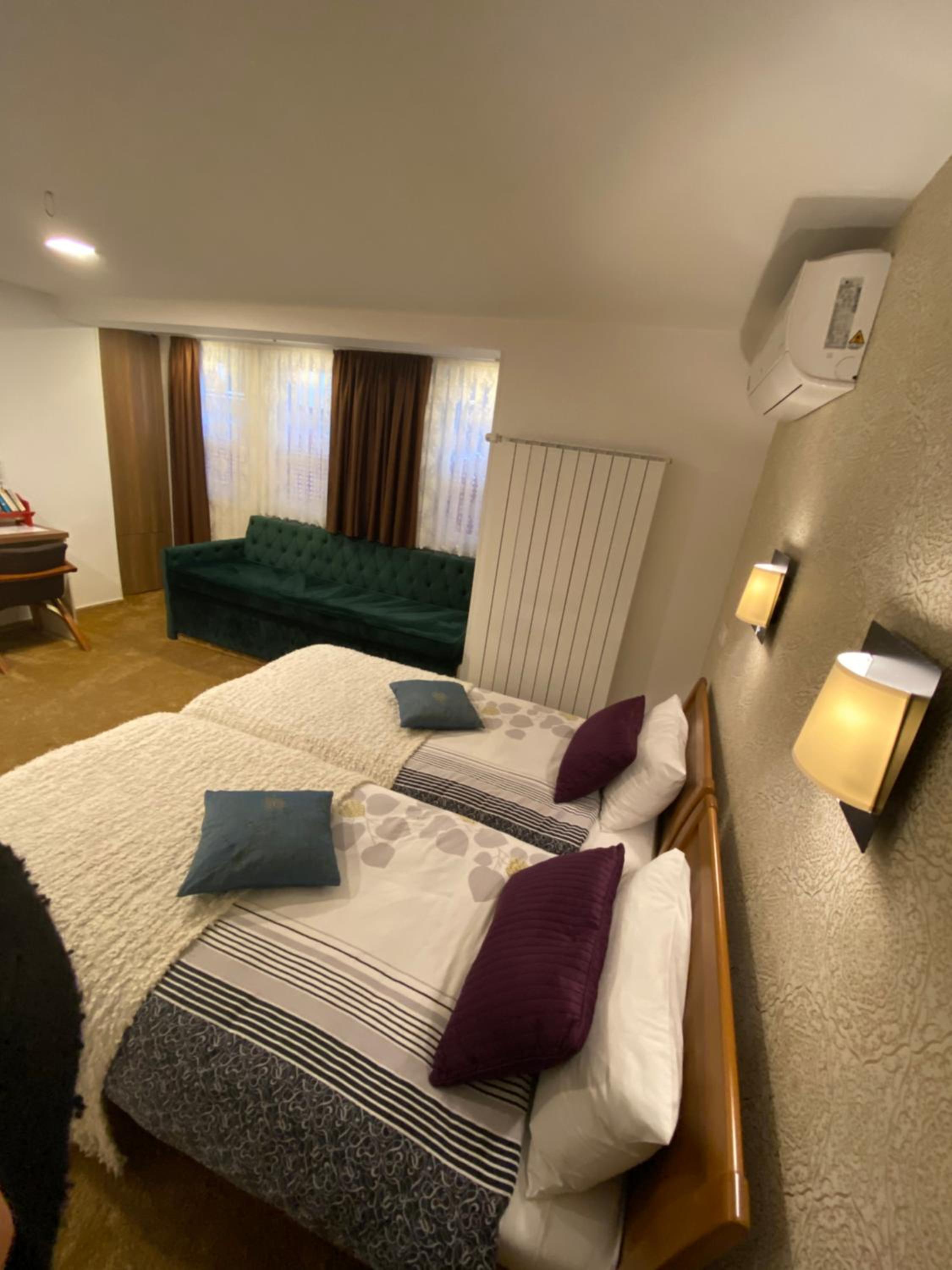Halvat Guesthouse
