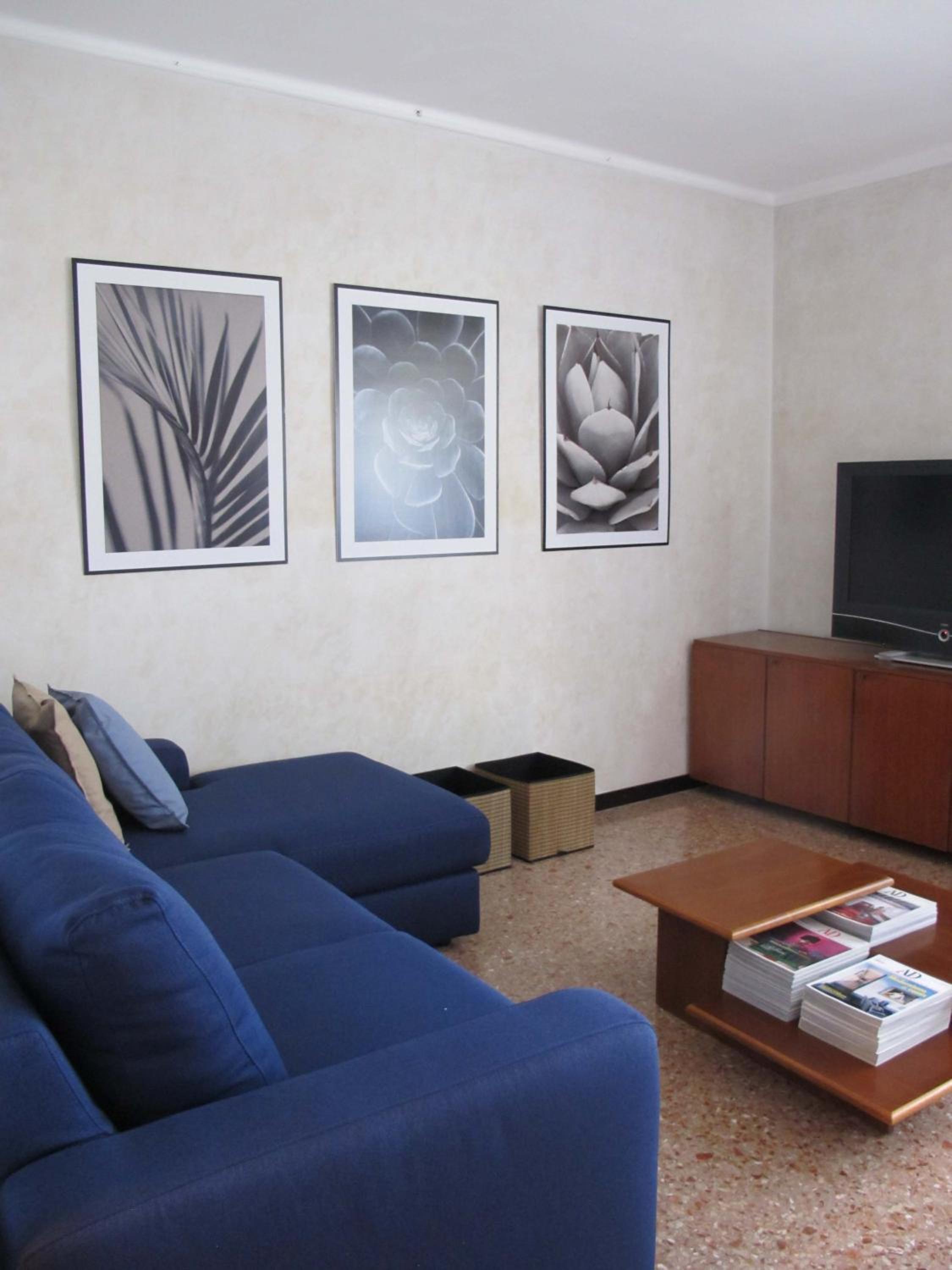 Lagoon View Apartment view 3