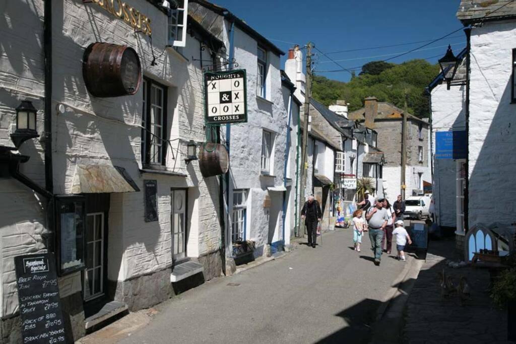 Looe Vacations - Millendreath at Westcliff - Self Catering flat with amazing sea views - Property Image 7