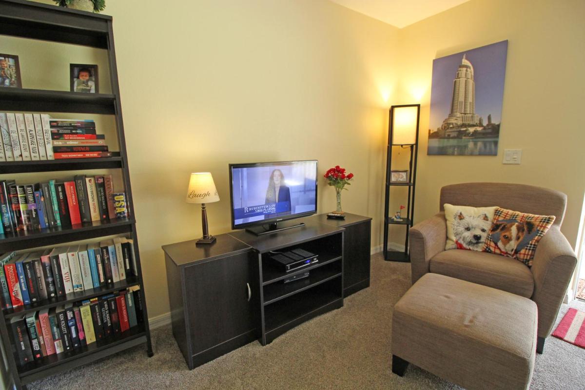 Condo Jelsma- 3 bedroom view 2