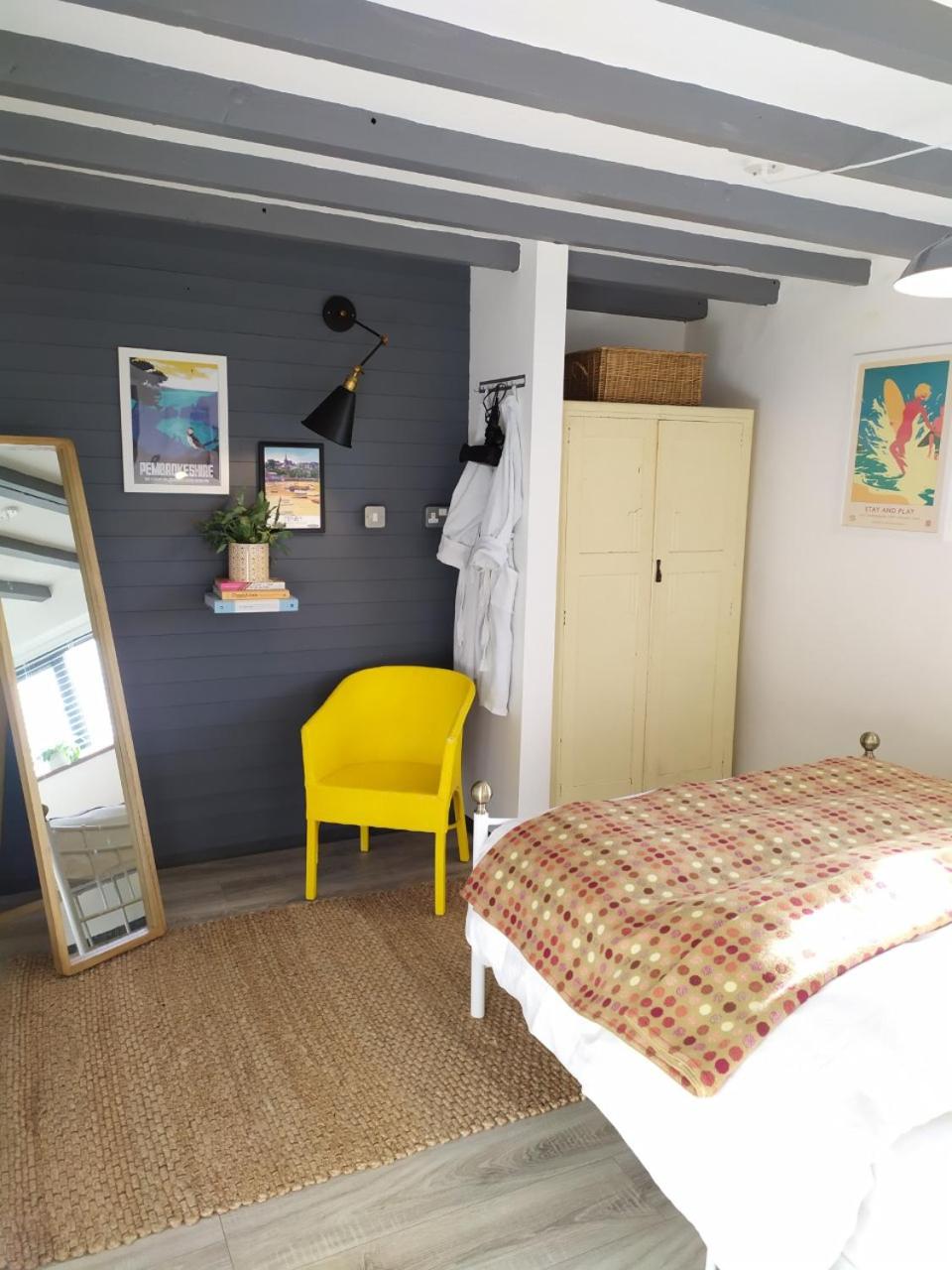 Photo 12