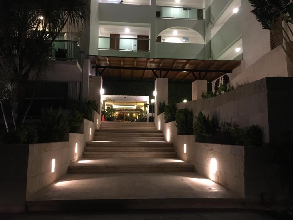 Cancun, Ocean Dream, Beautiful Aparment, Heart of the Hotel Zone