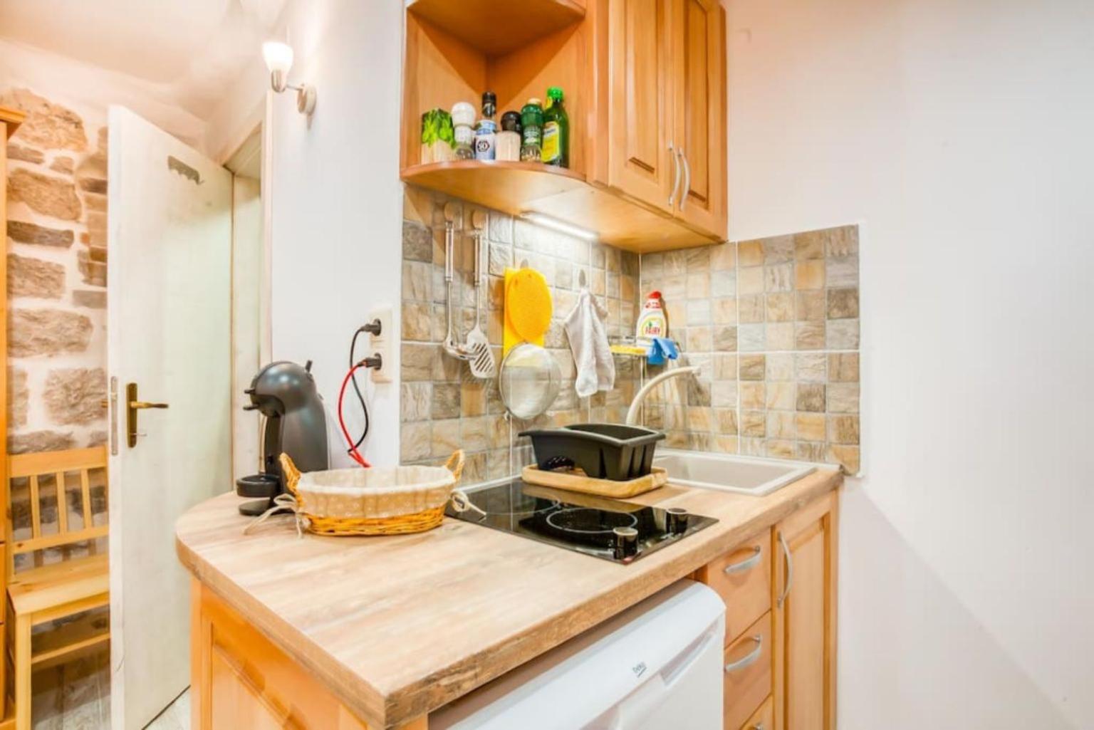 Kotor Bagus - Cozy Boutique Old Town Studio with Seaview Terrace view 3