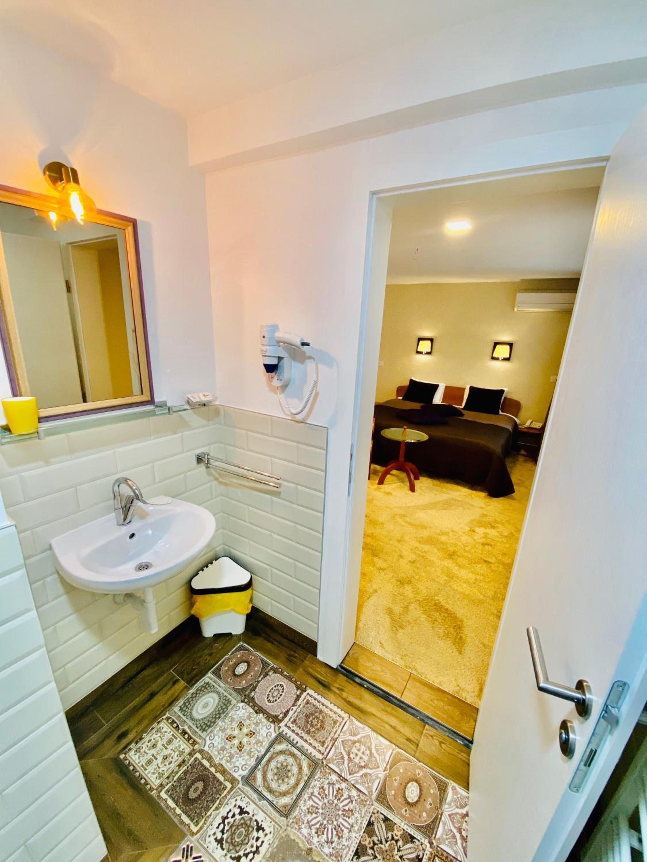 Halvat Guesthouse