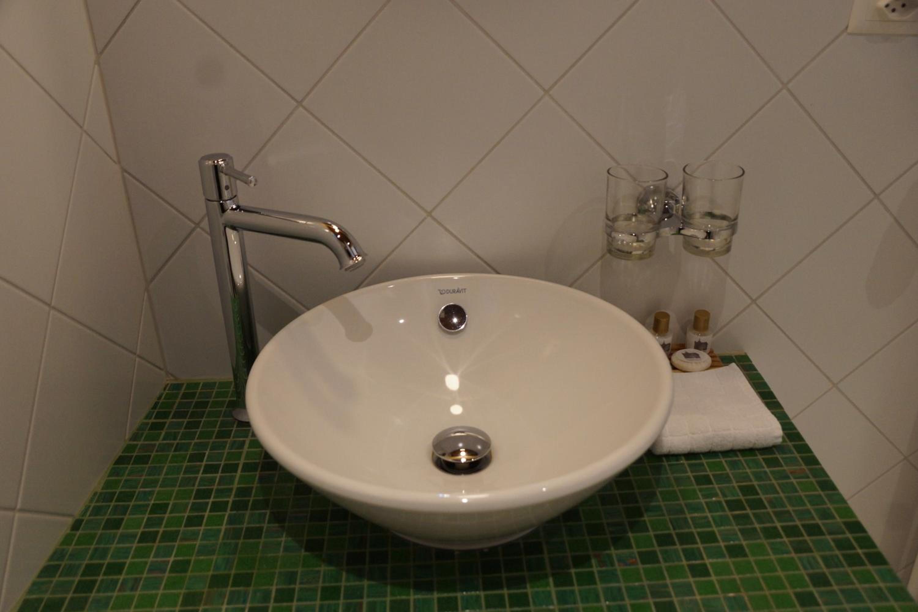Photo 28