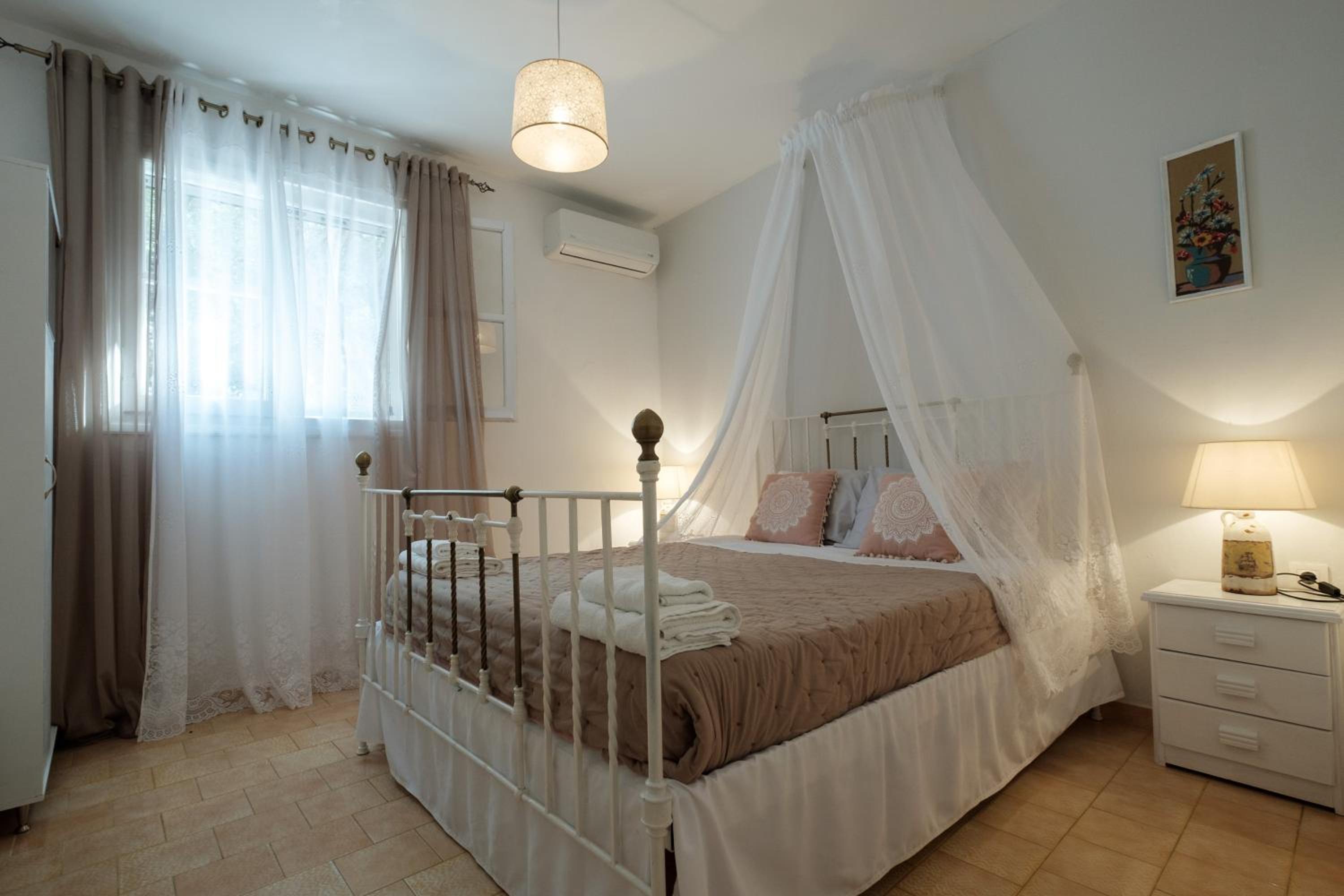 Eftyxia apartments