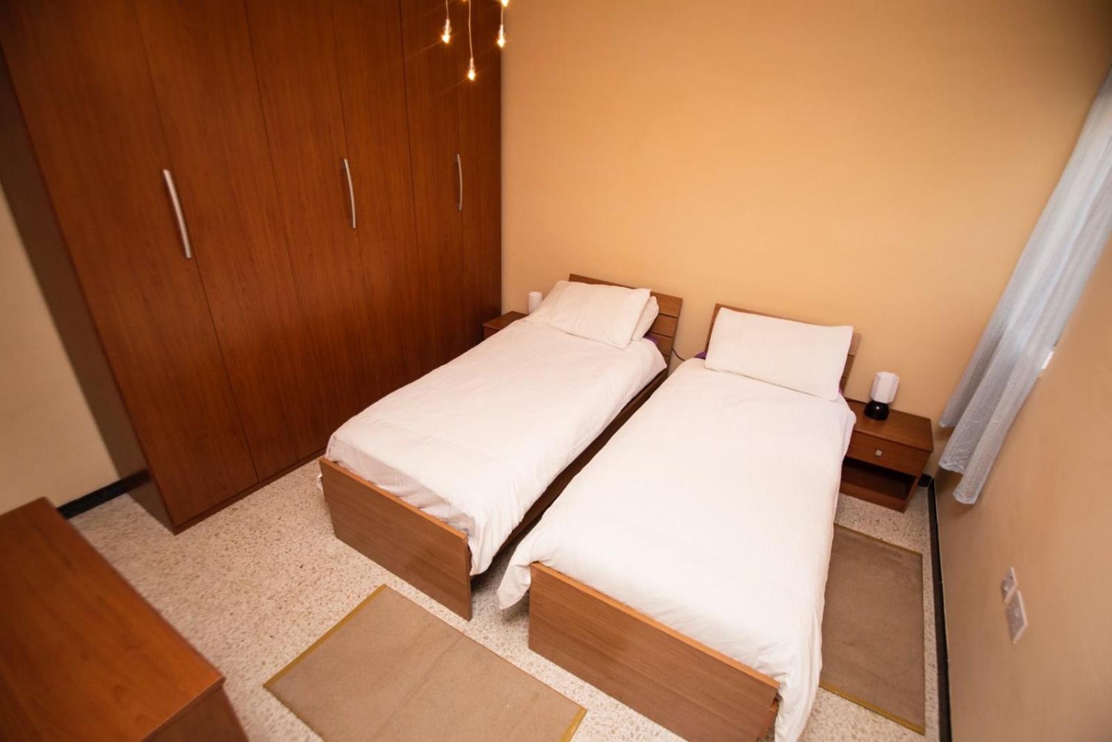 Apartment 5 mins away from the beach. photo 5