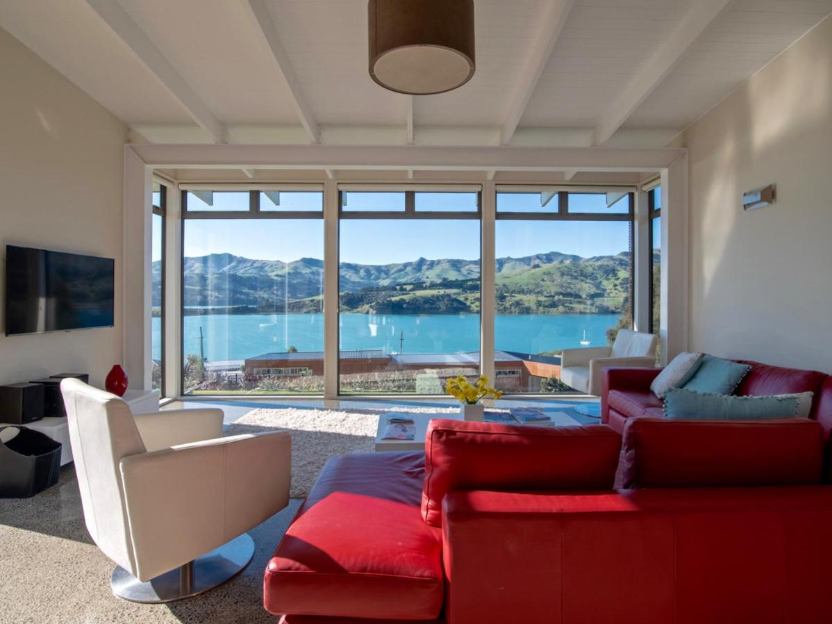 Kotare Point Paradise - Akaroa Holiday Home