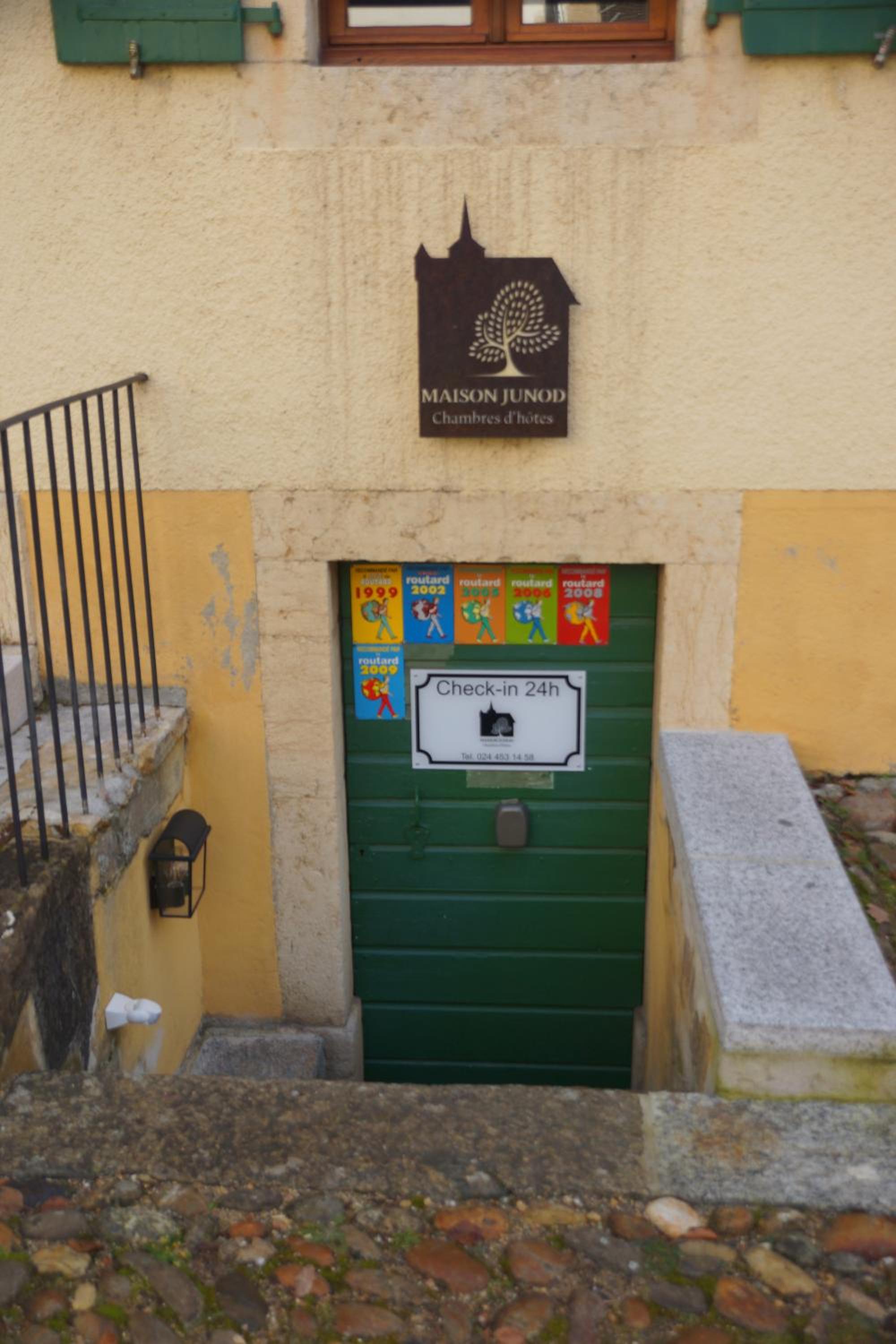 Maison Junod view 4