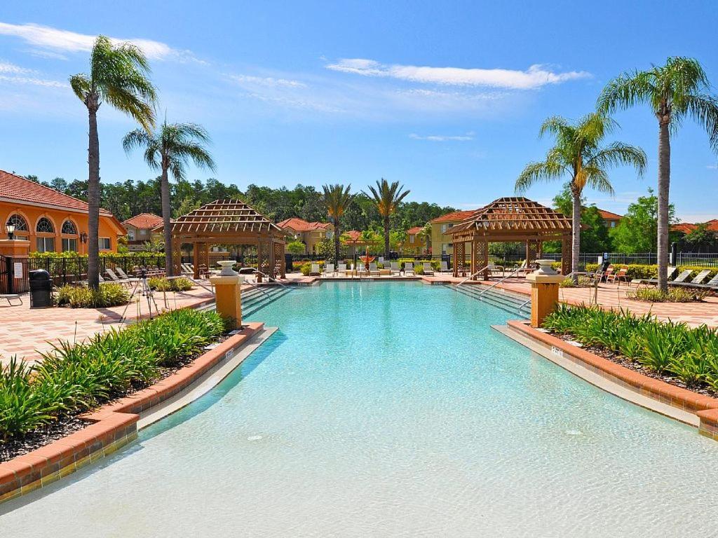 Bella Vida Resort 5 Bedroom Vacation Home with Pool 1870