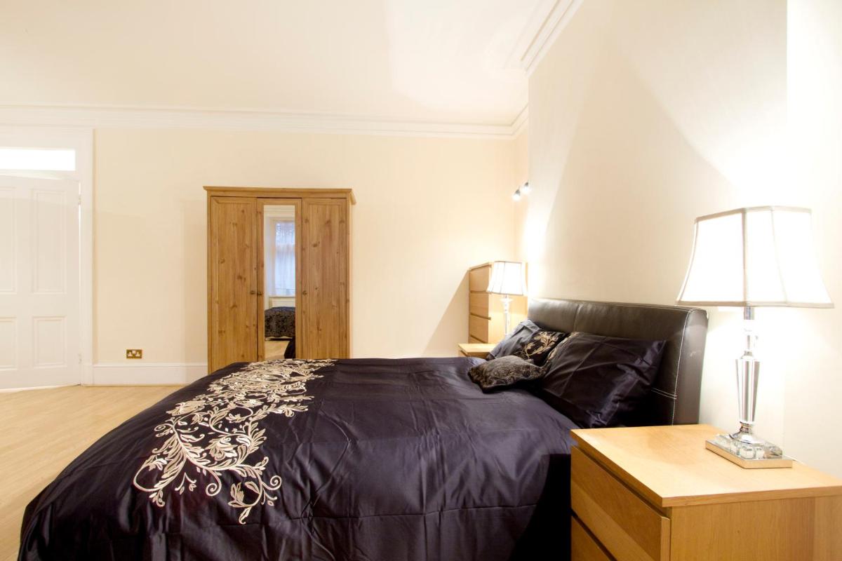 Hyde Park Serviced Rooms