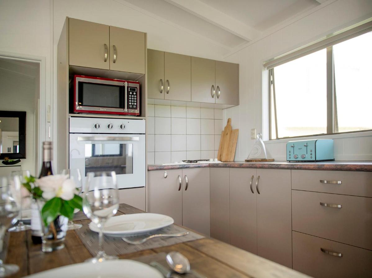 Beachside Beauty - Kuaotunu Holiday Home view 5