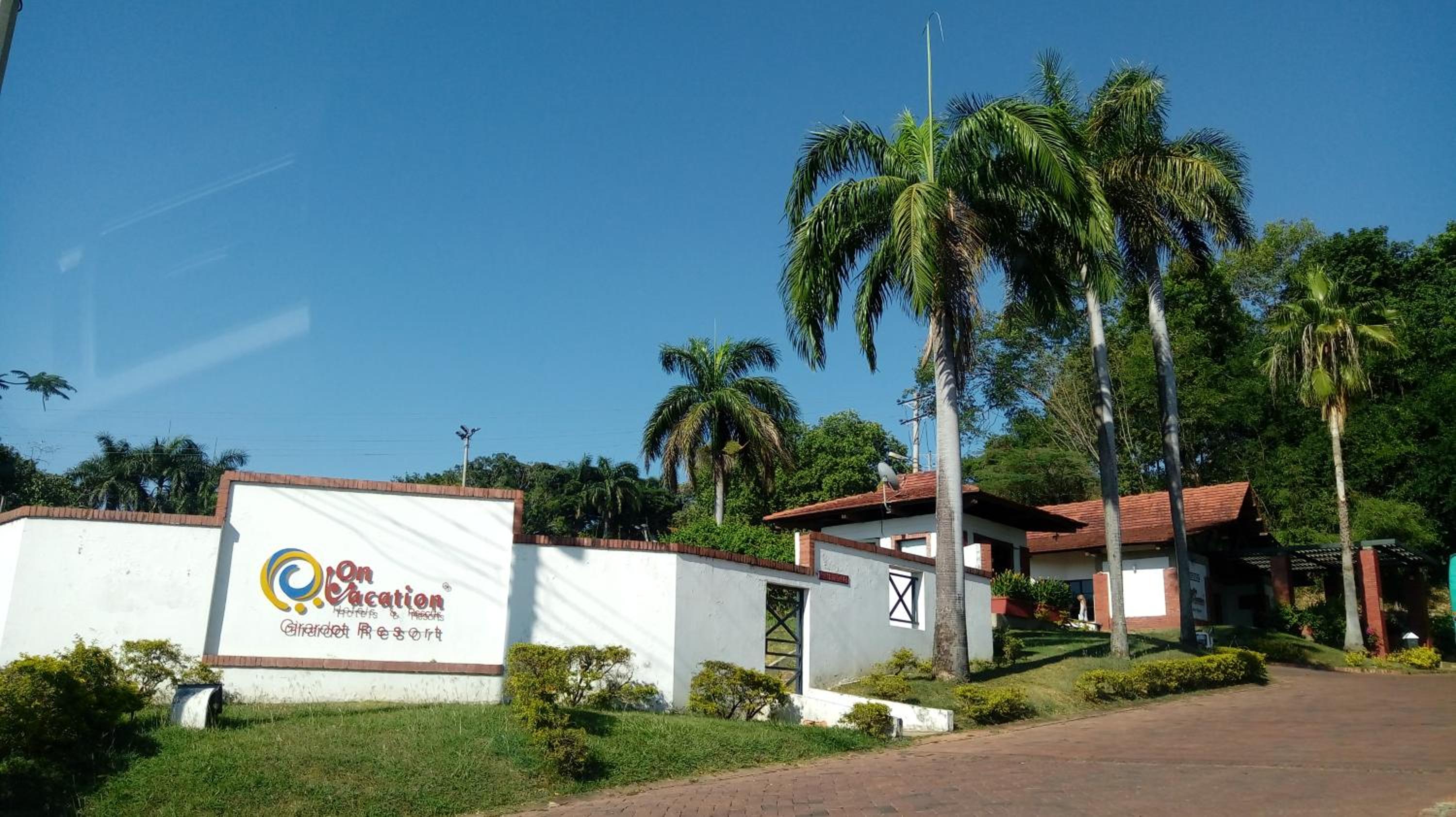 Condominio Girardot Resort