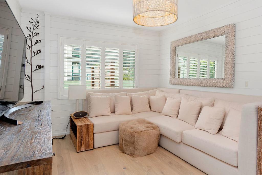 Kiwi Kuta with direct beach access -Matarangi Home view 4
