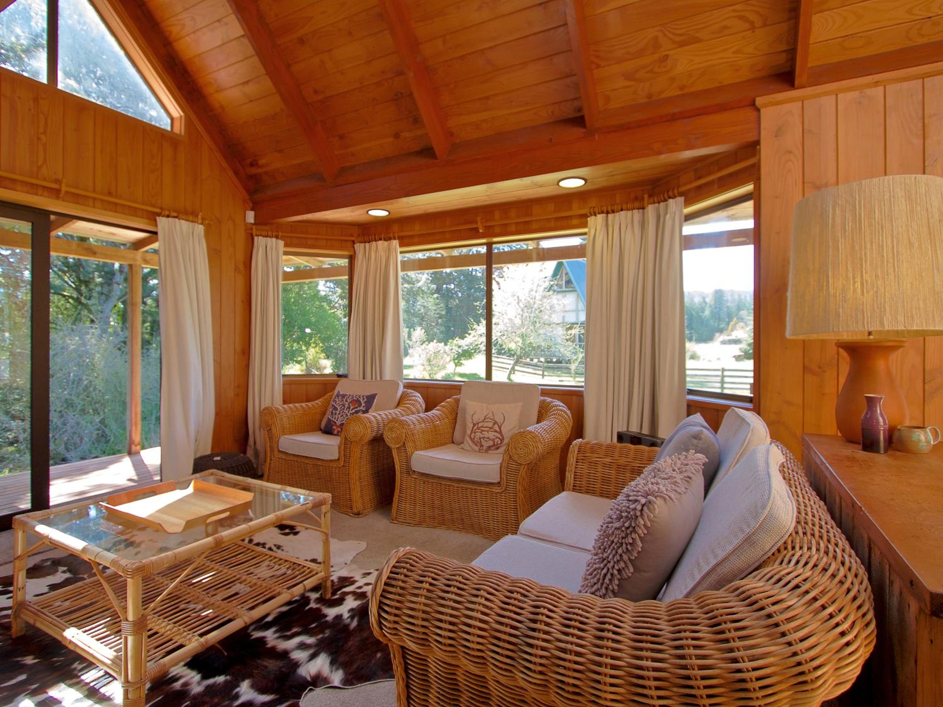 Ti Kouka Chalet - Ohakune Holiday Home view 3