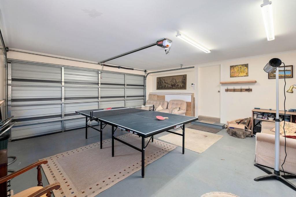 The Purple House - Ohakune Home with Spa Pool view 5