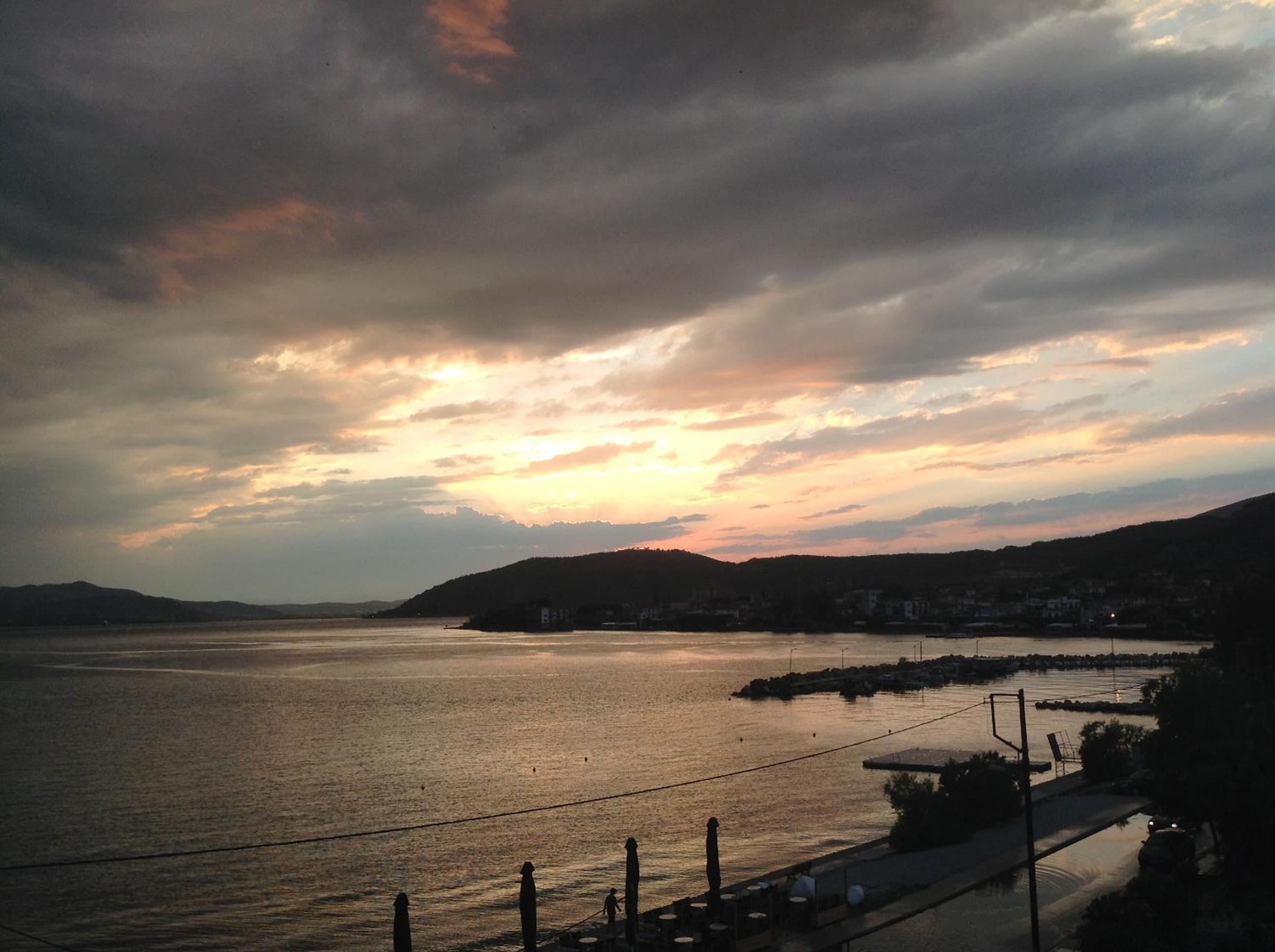 IRAKLIOS- Fabulous area- ,,,- sea-view- Studios,,-38m2-just call on the photo number, for price, vacancy etc- next to Vallis hotel -20meters from seaside!!