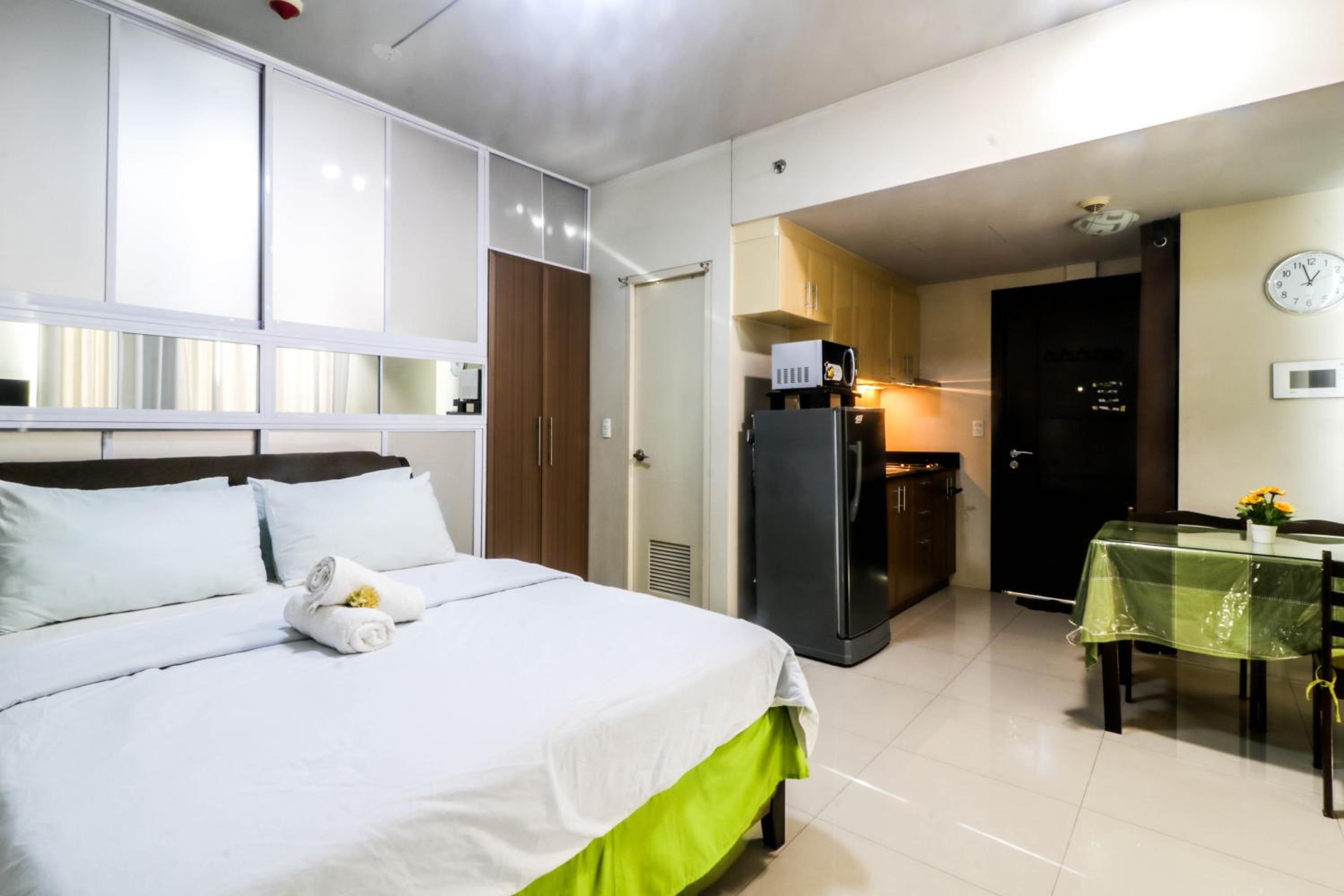 PRS at One Palm Tree Villa near T3 Airport